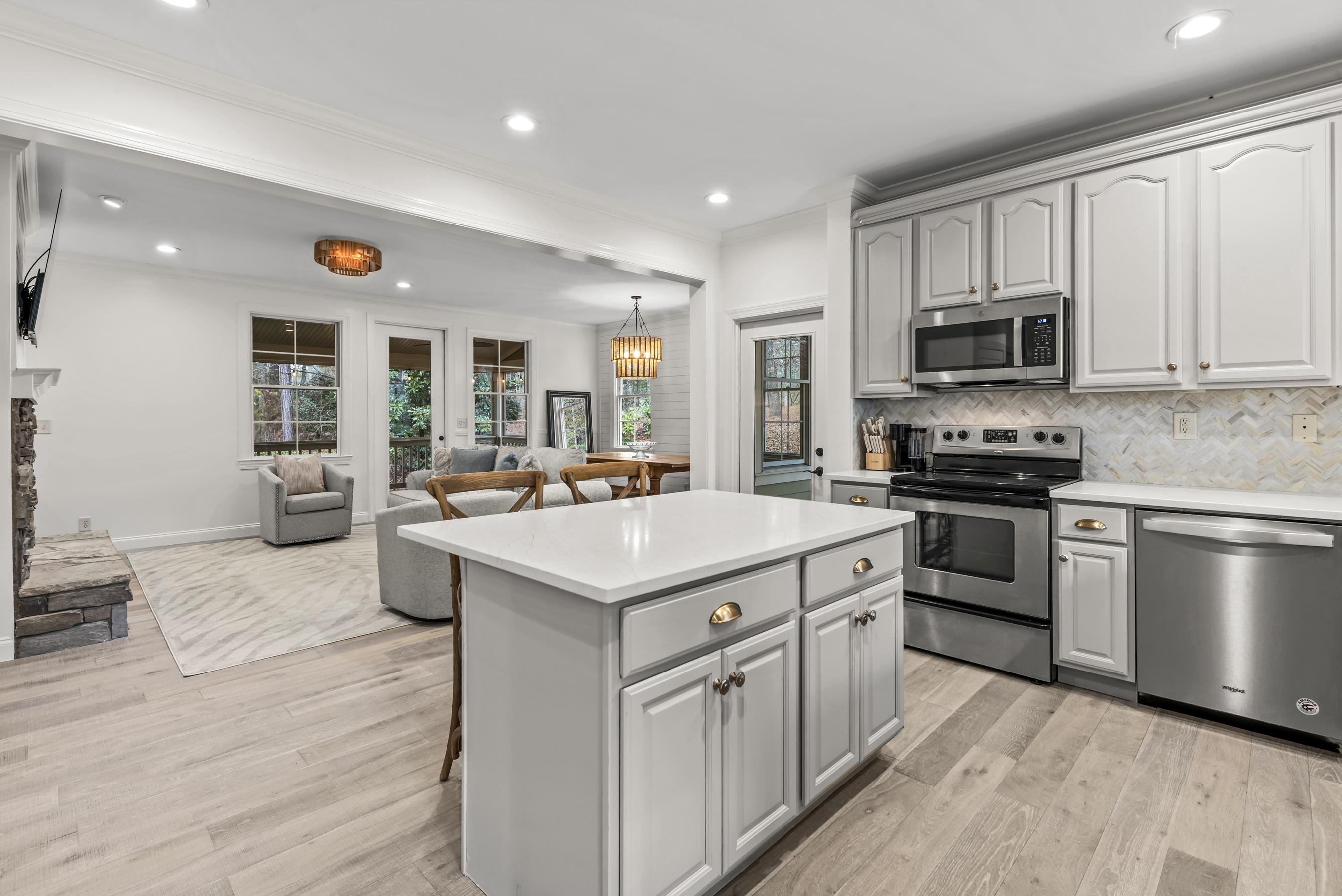 1140 STARBOARD DRIVE