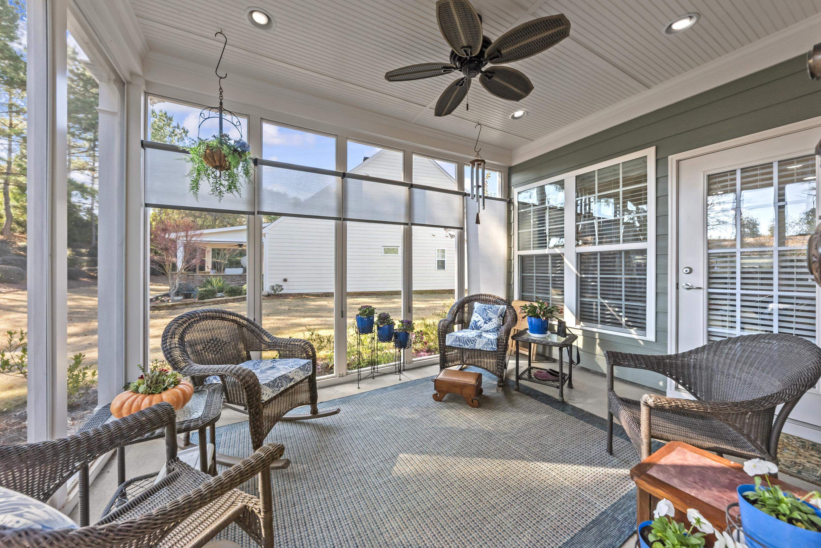 1060 ASKEW STATION BEND