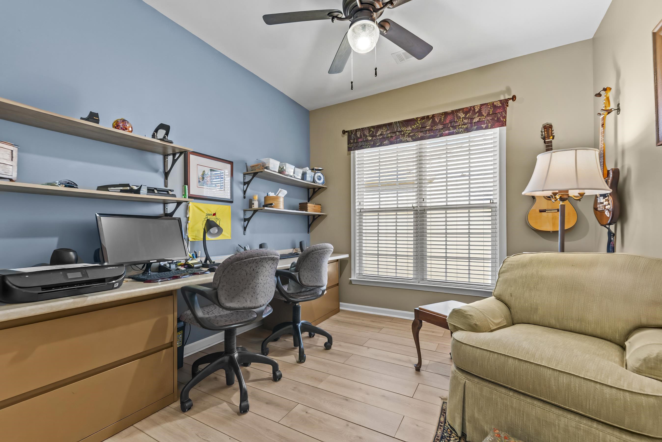 1060 ASKEW STATION BEND