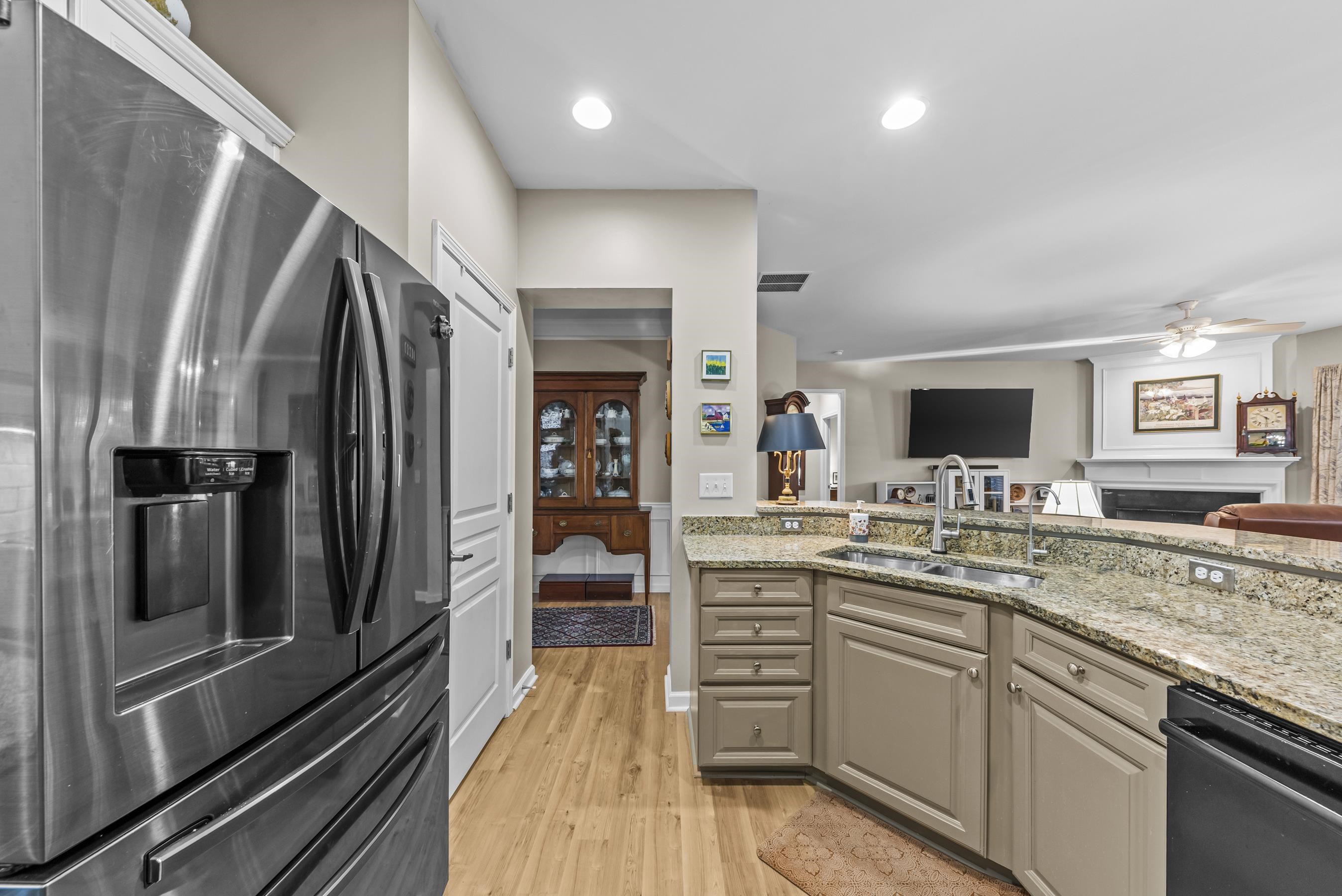 1060 ASKEW STATION BEND