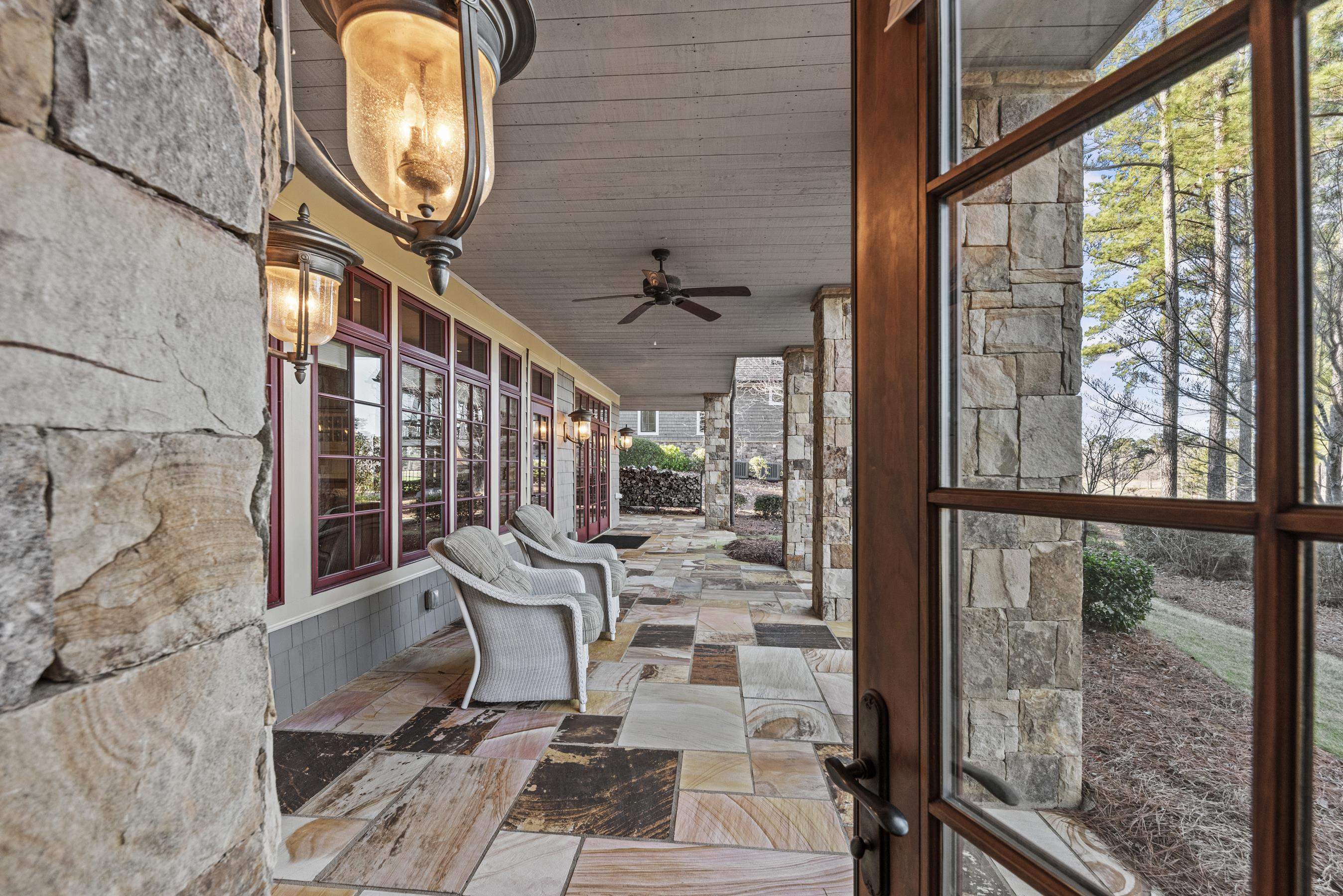 1230 COTTAGE LANE EAST