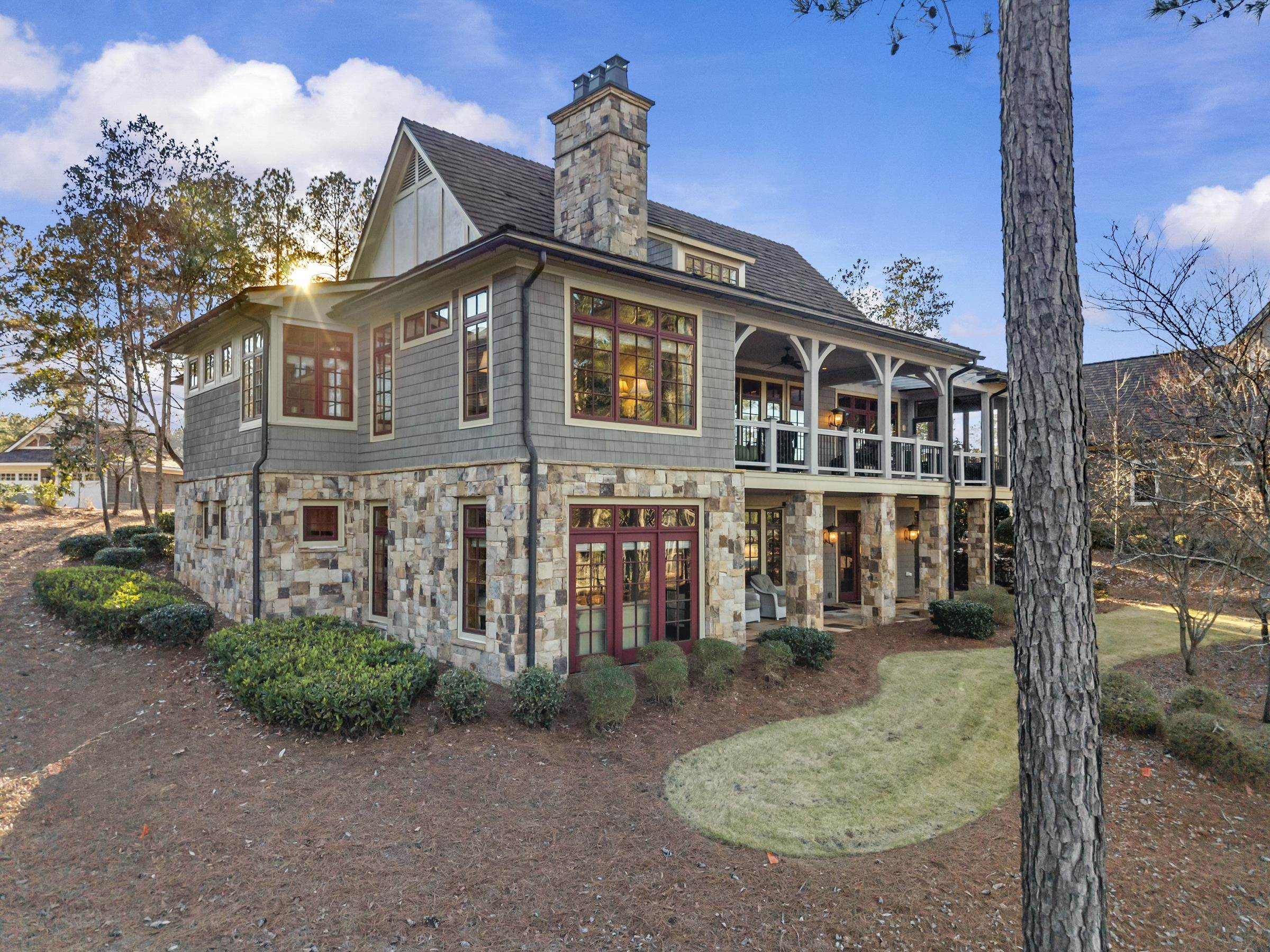 1230 COTTAGE LANE EAST