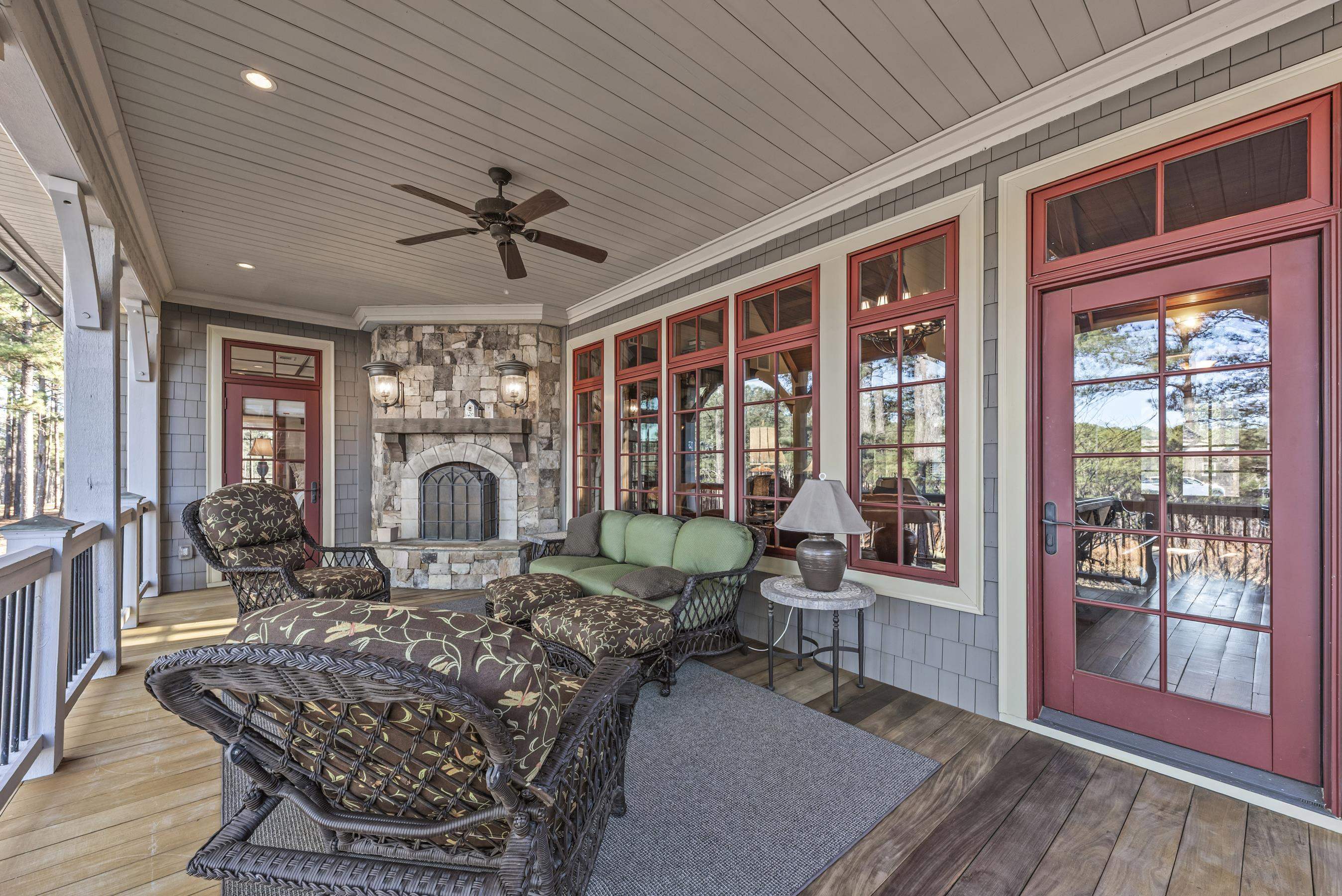 1230 COTTAGE LANE EAST