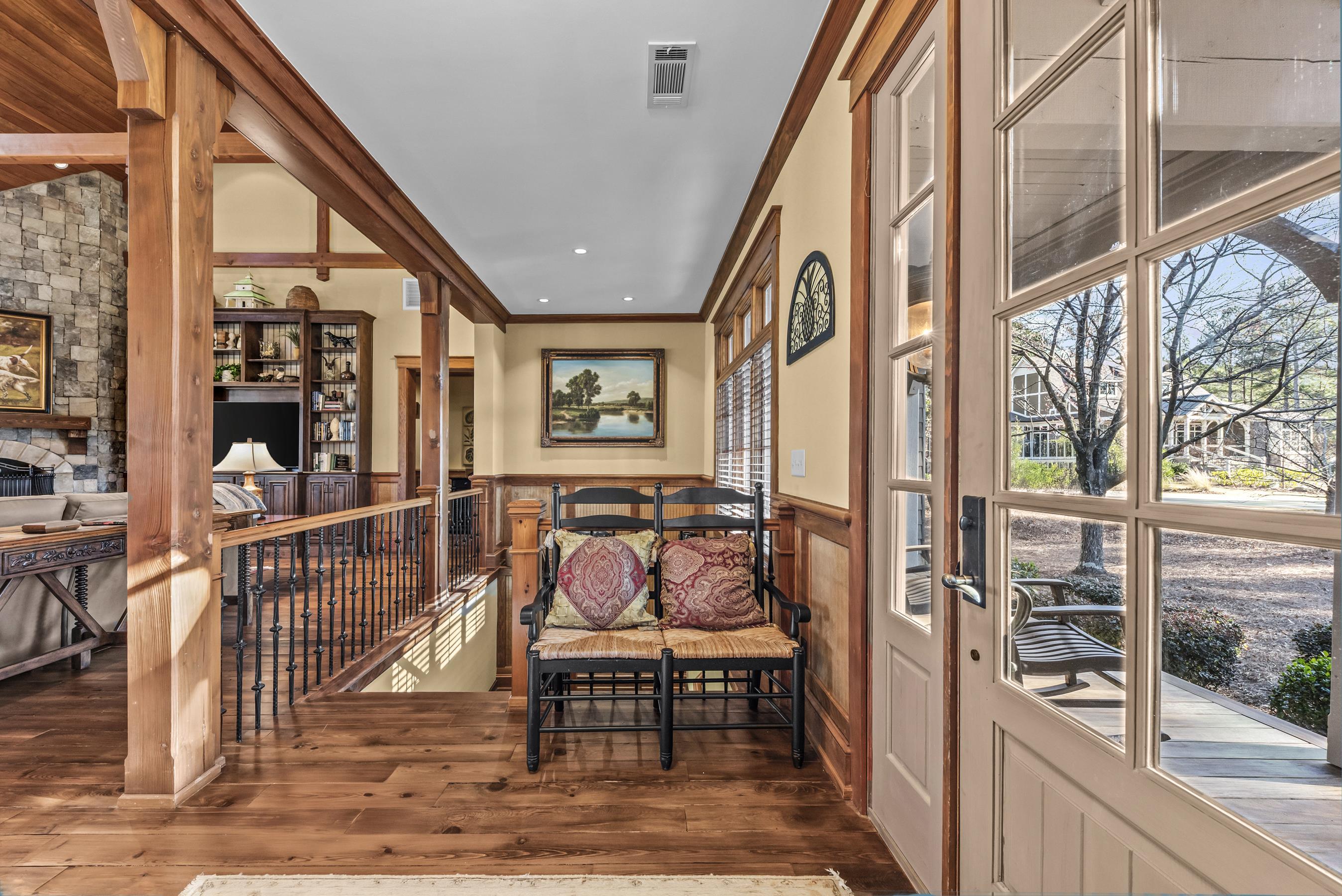 1230 COTTAGE LANE EAST