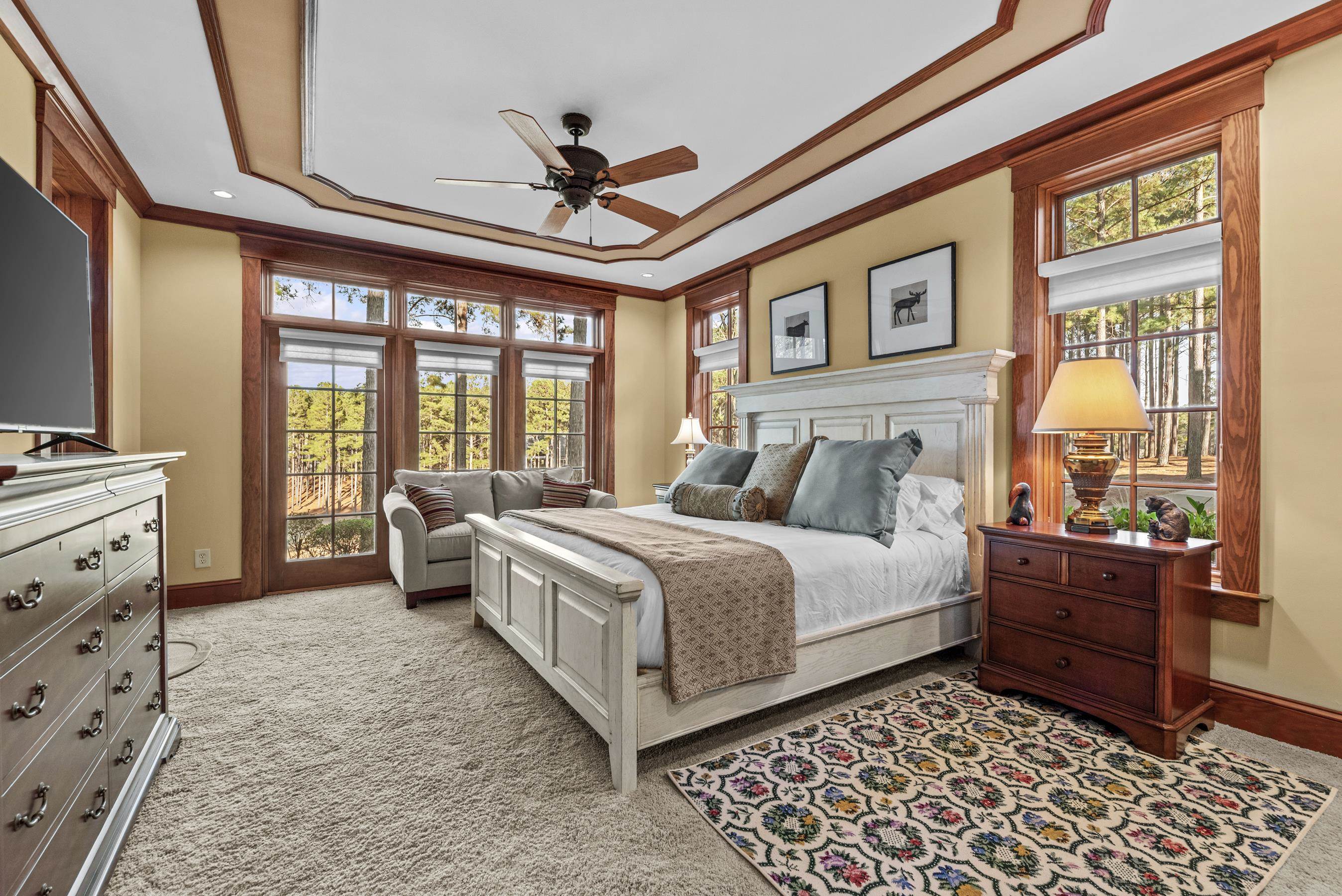 1230 COTTAGE LANE EAST