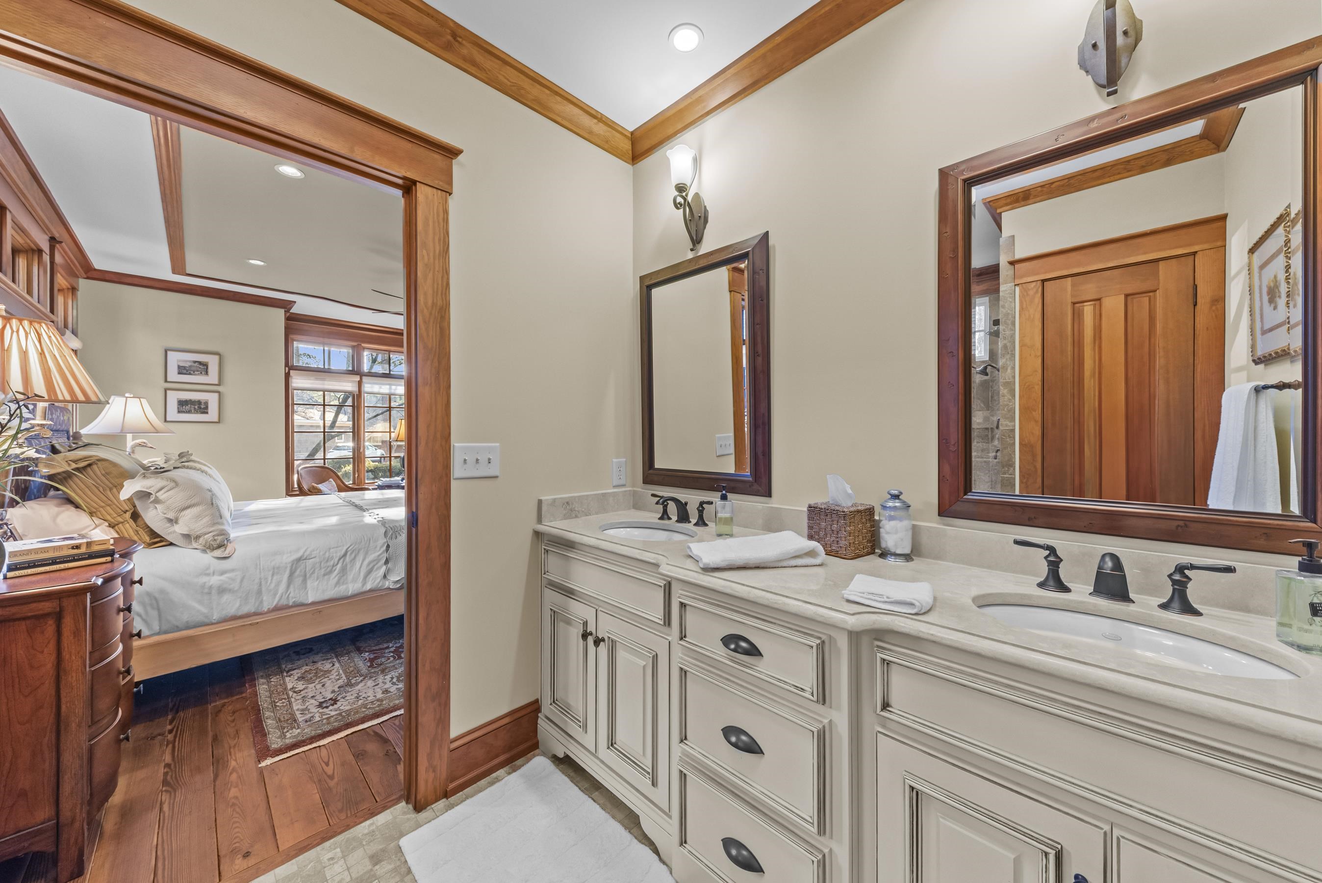 1230 COTTAGE LANE EAST