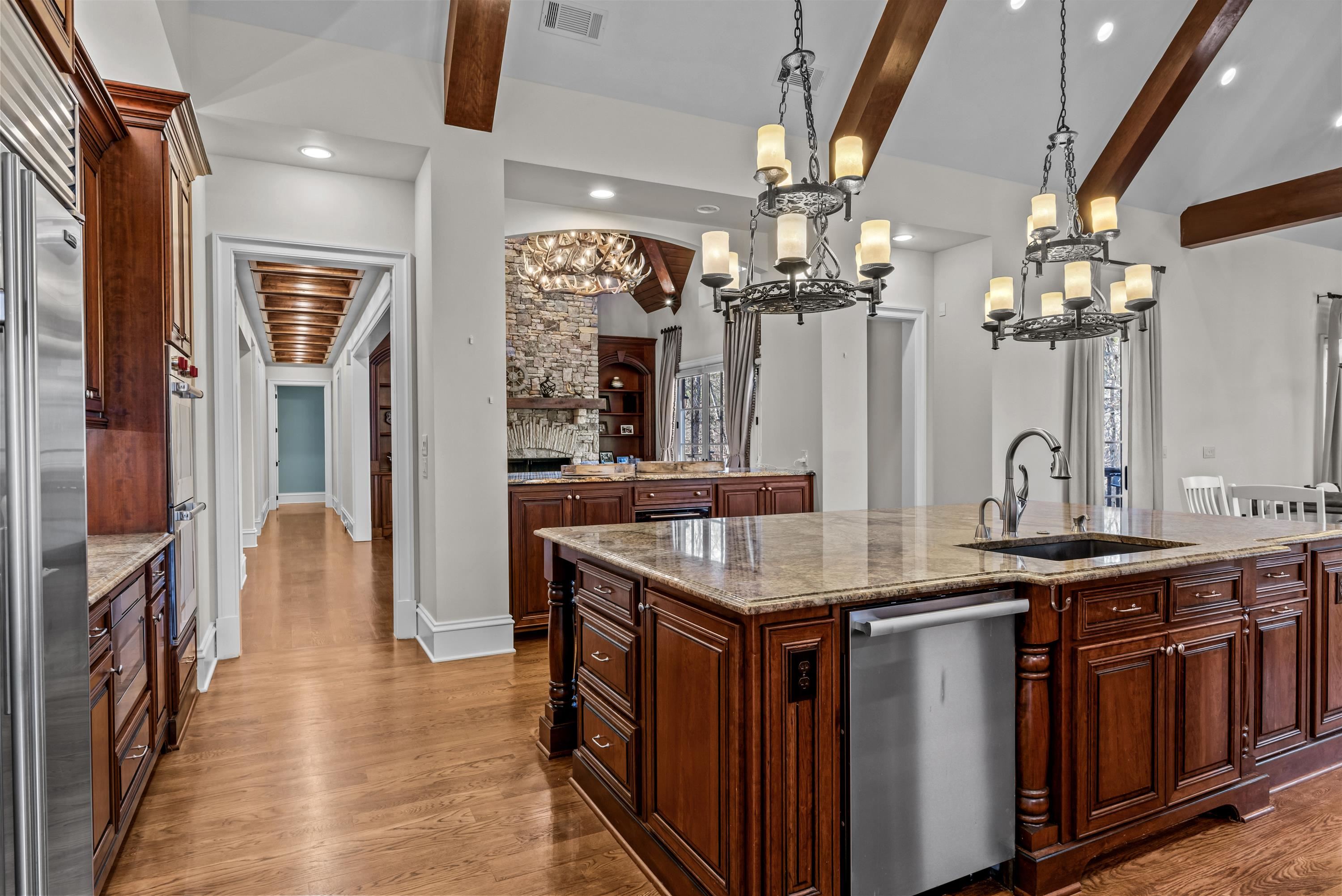 1030 RIDGE GROVE COURT