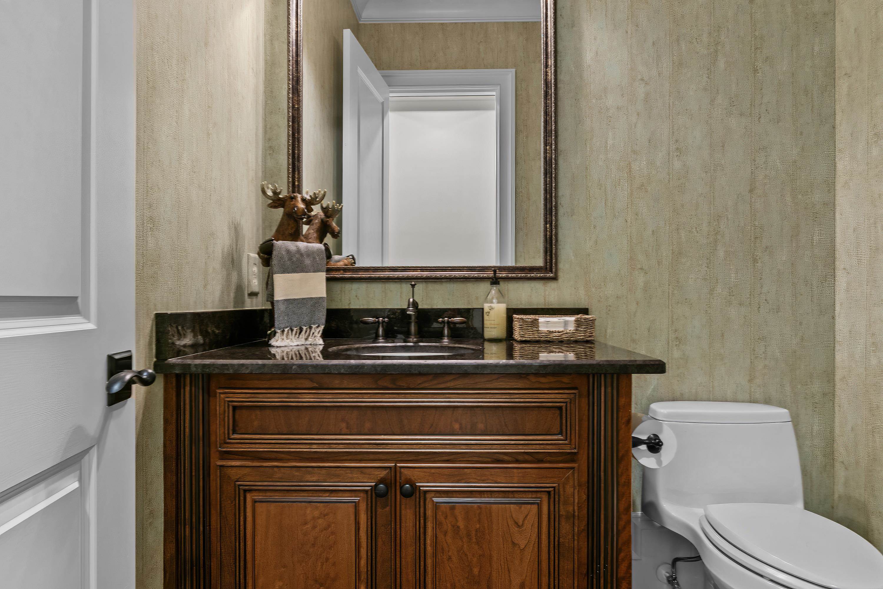 1030 RIDGE GROVE COURT