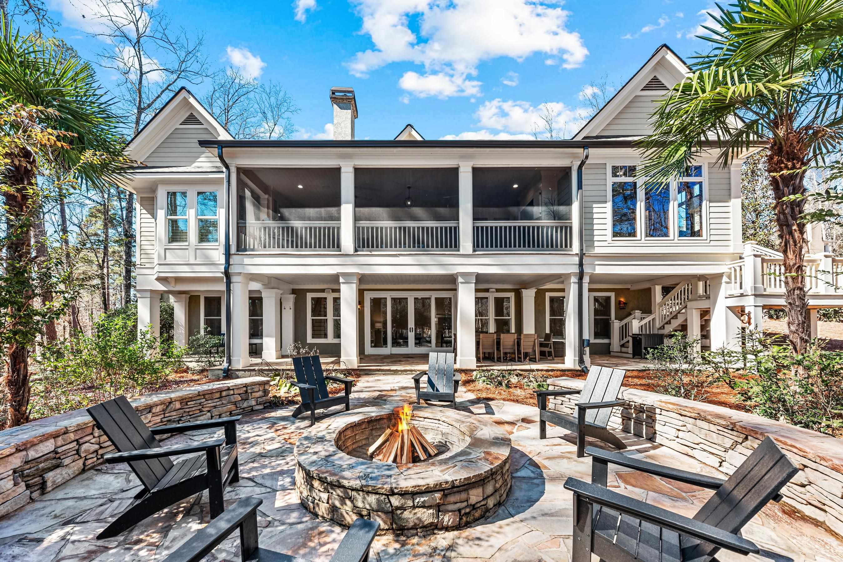 1020 LIBERTY BLUFF LANE