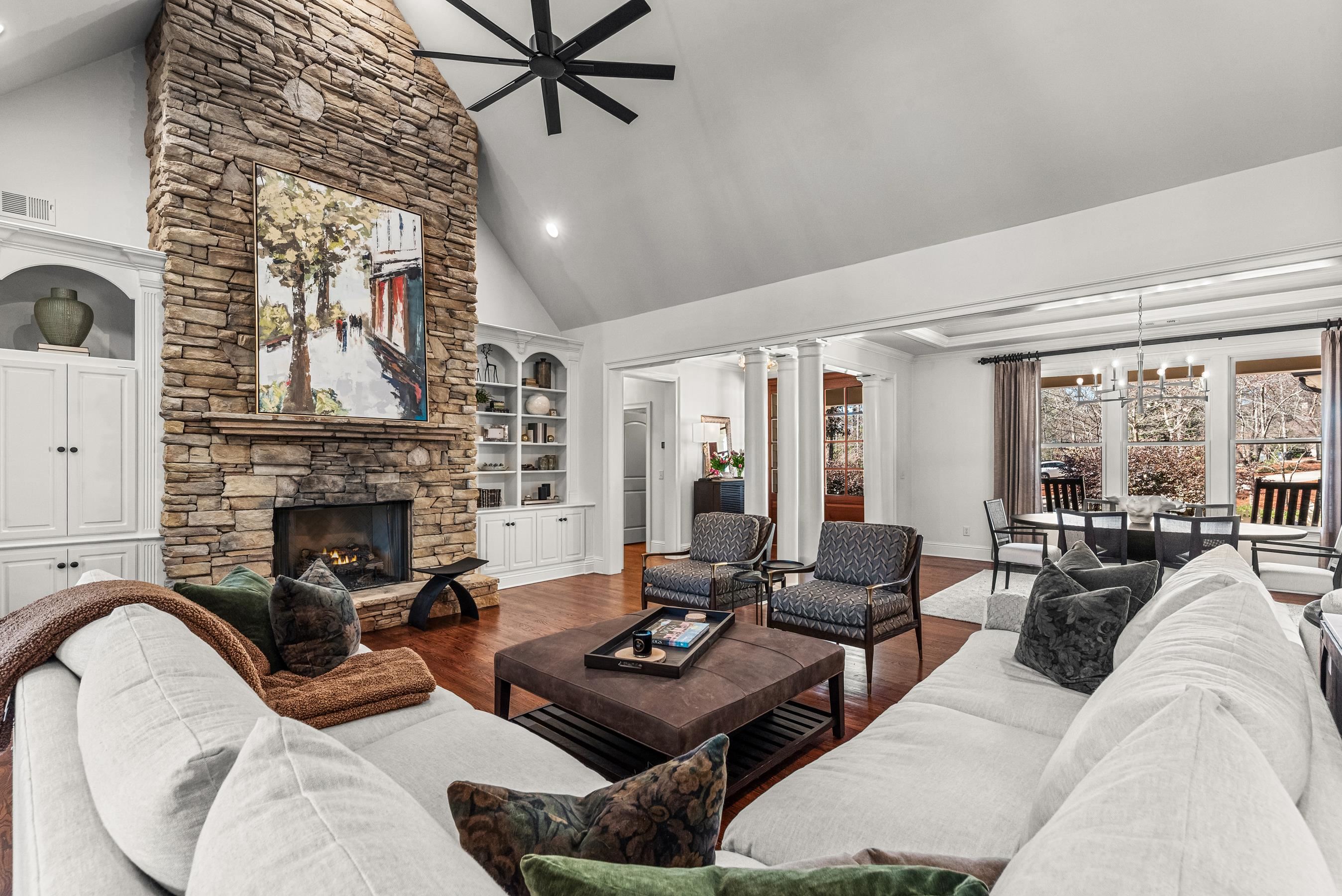 1020 LIBERTY BLUFF LANE