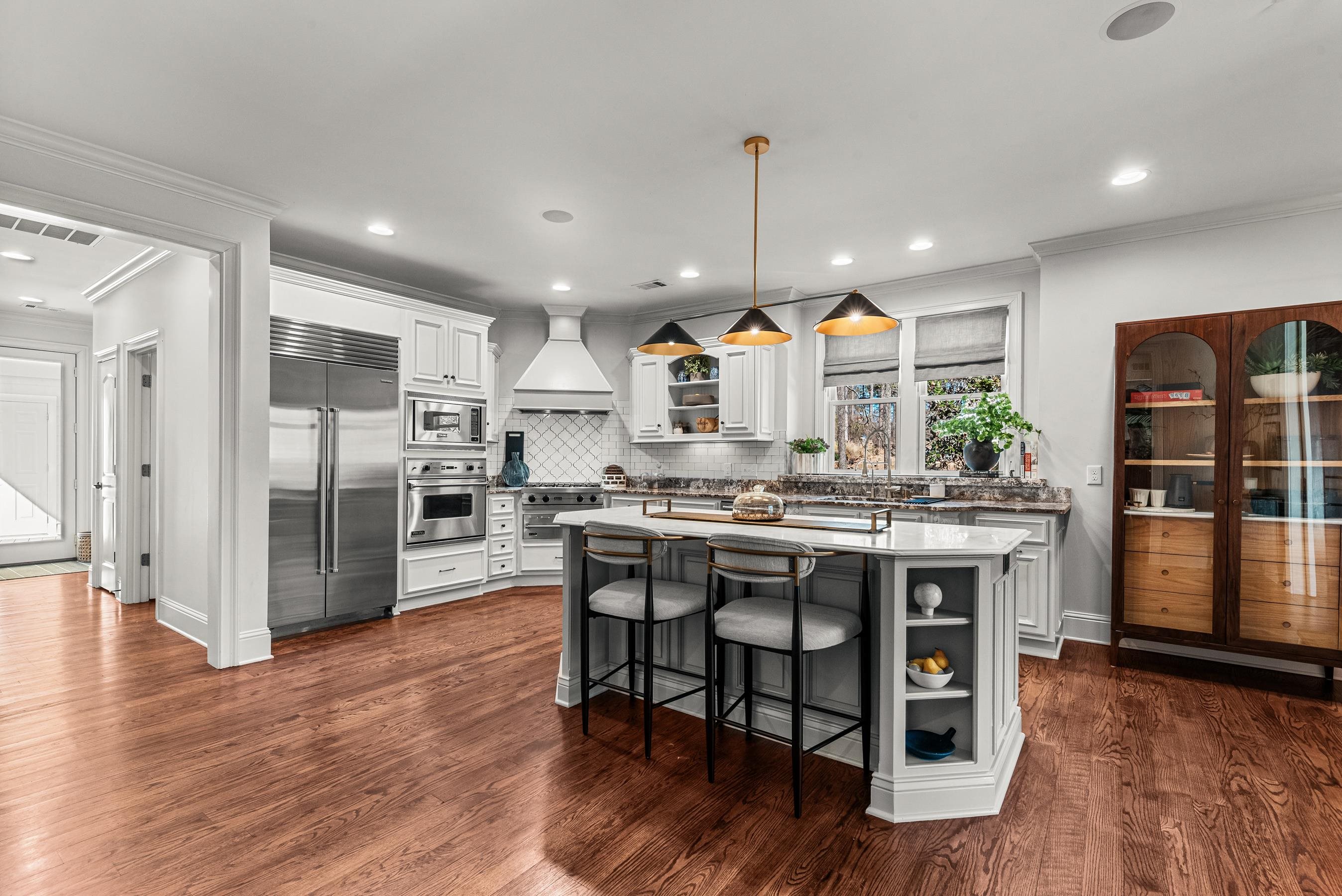 1020 LIBERTY BLUFF LANE