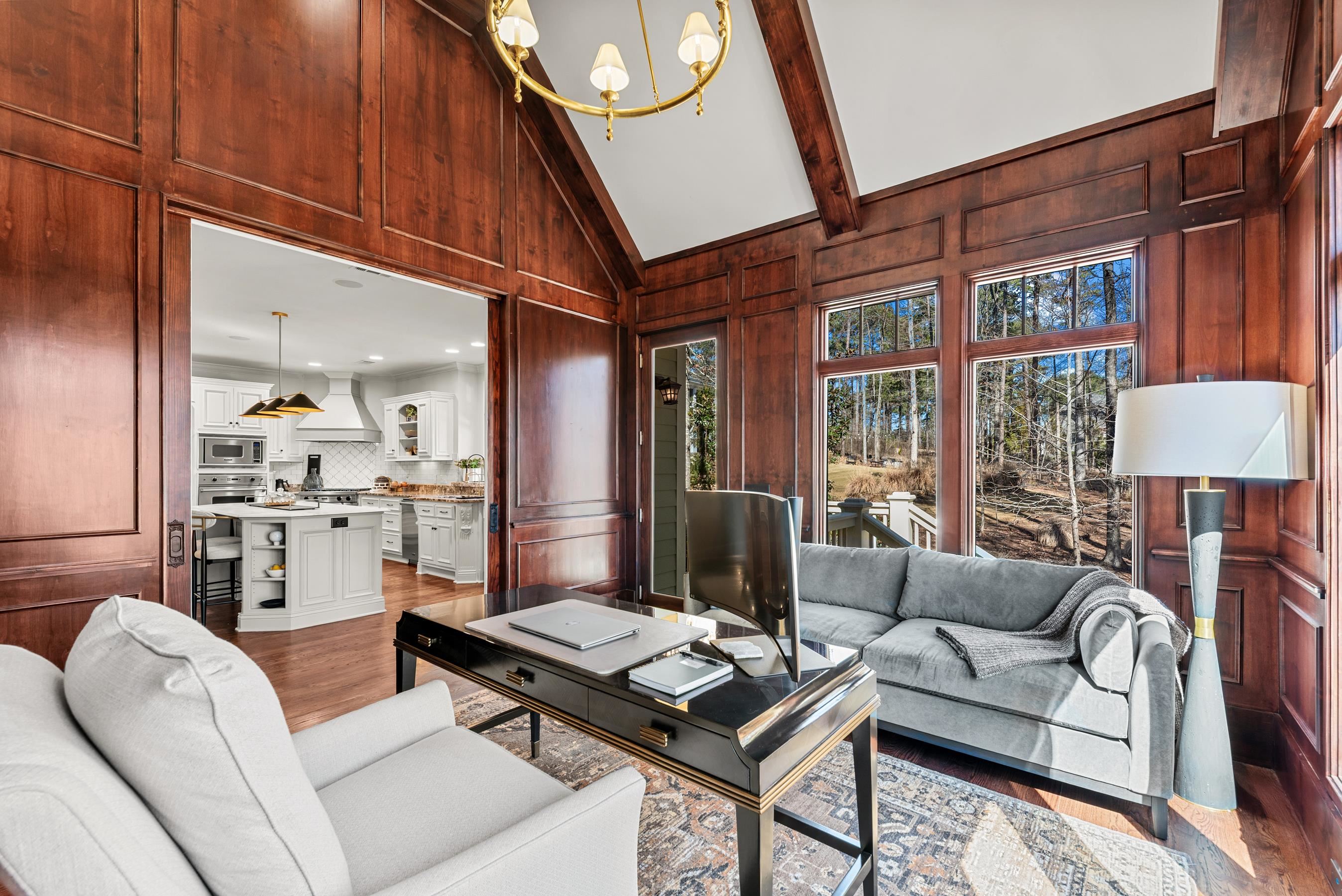 1020 LIBERTY BLUFF LANE