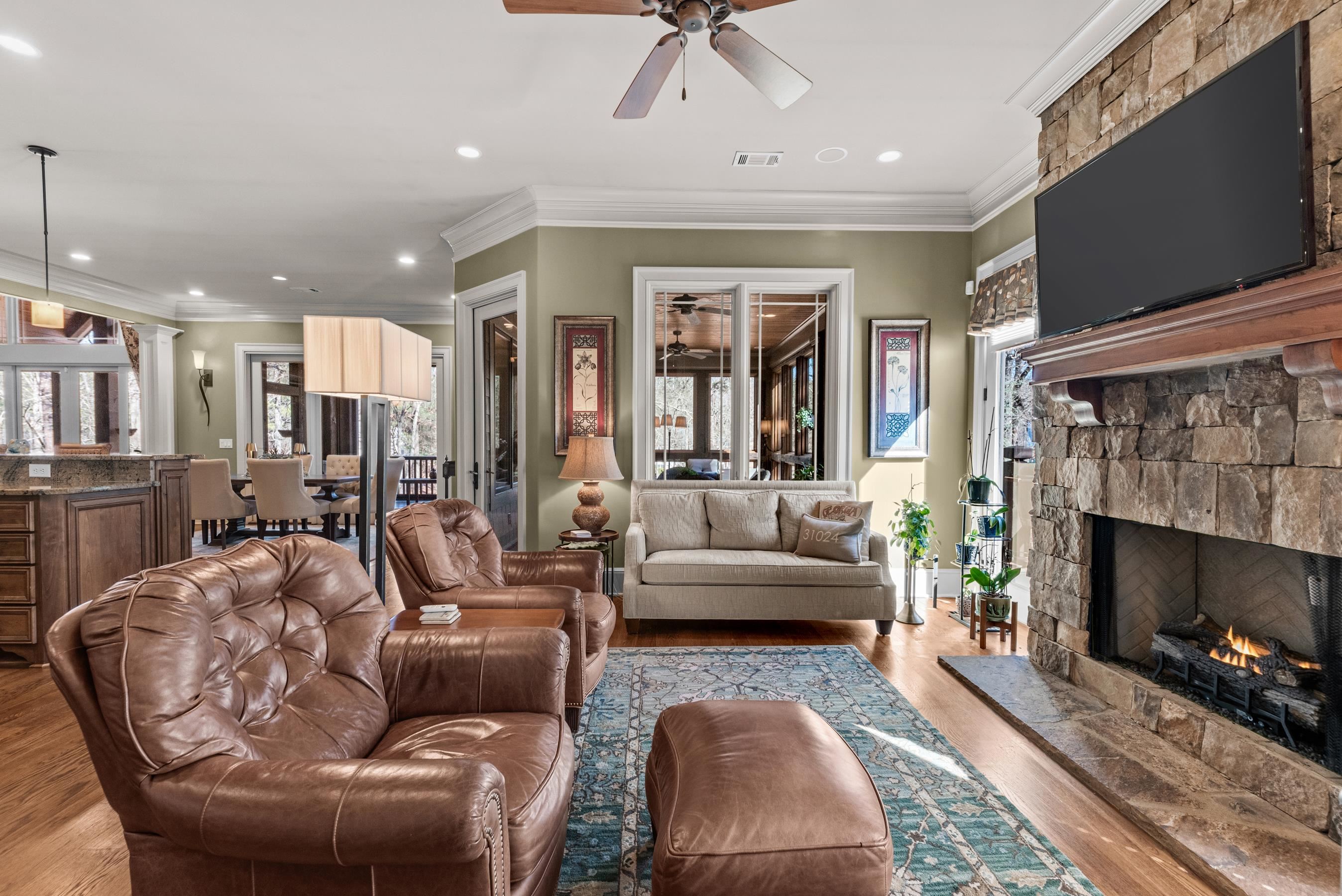 141 BROADLANDS DRIVE