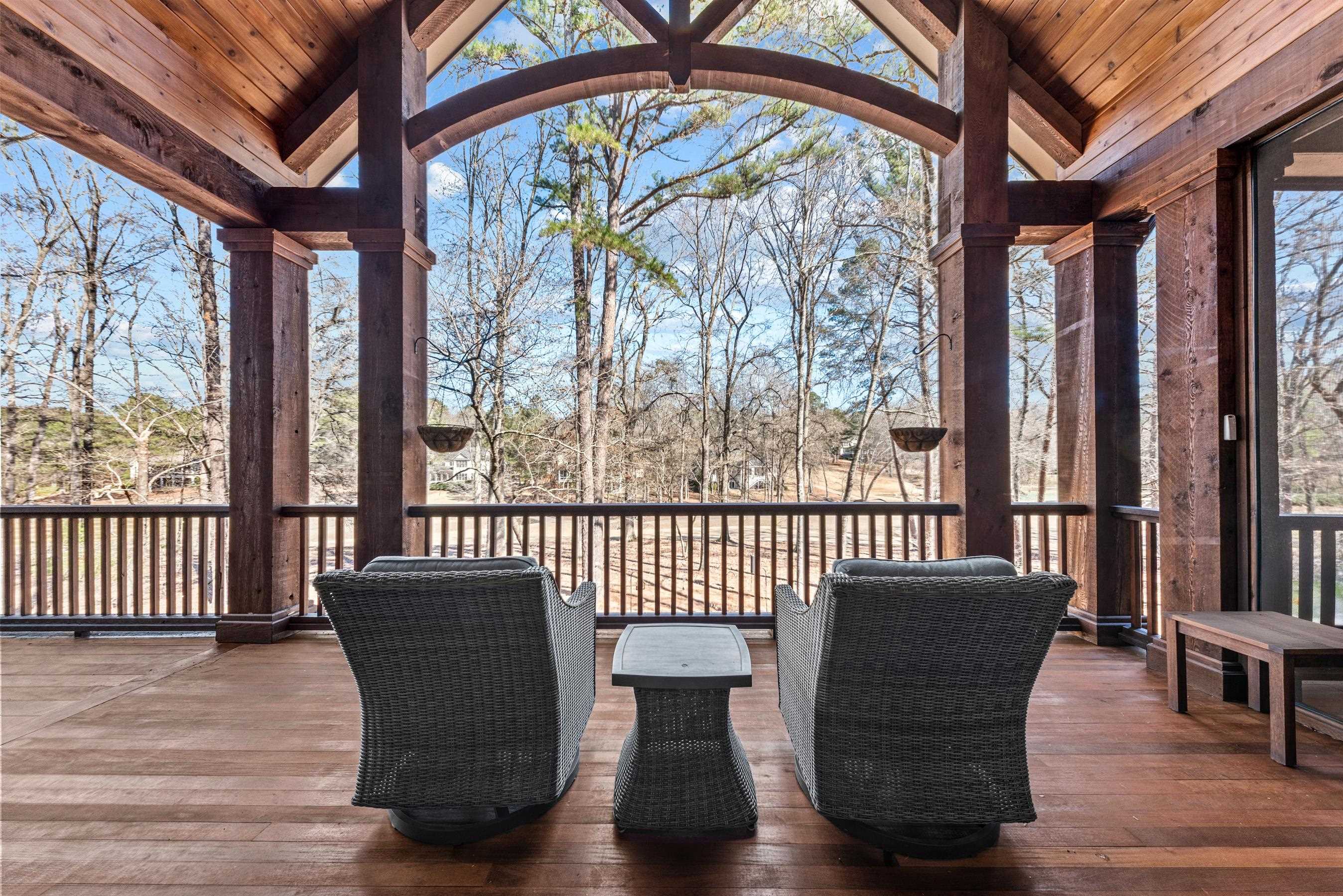 141 BROADLANDS DRIVE