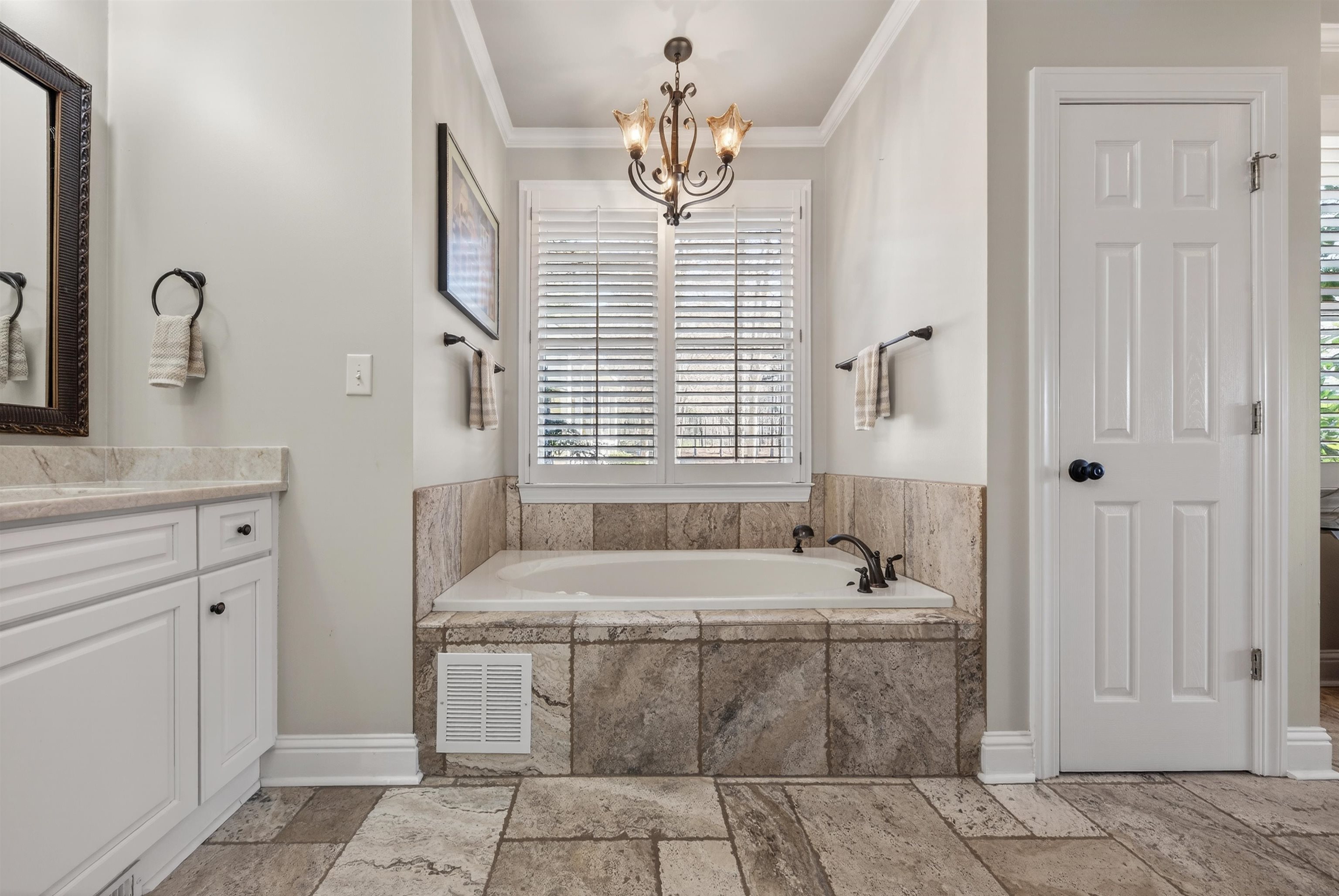 1020 KIMBROUGH HILL LANE