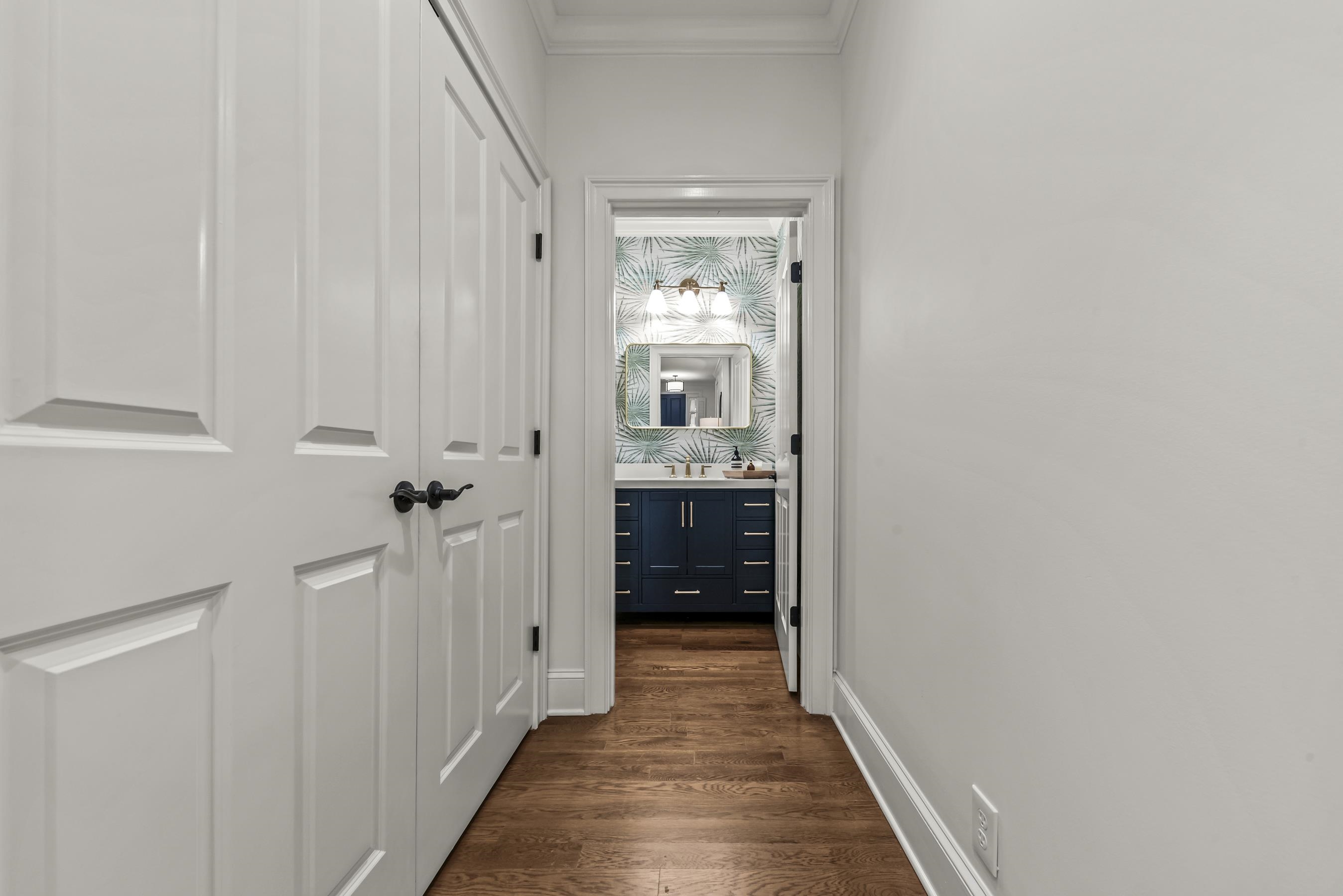 1101 LOCKETS TRAIL