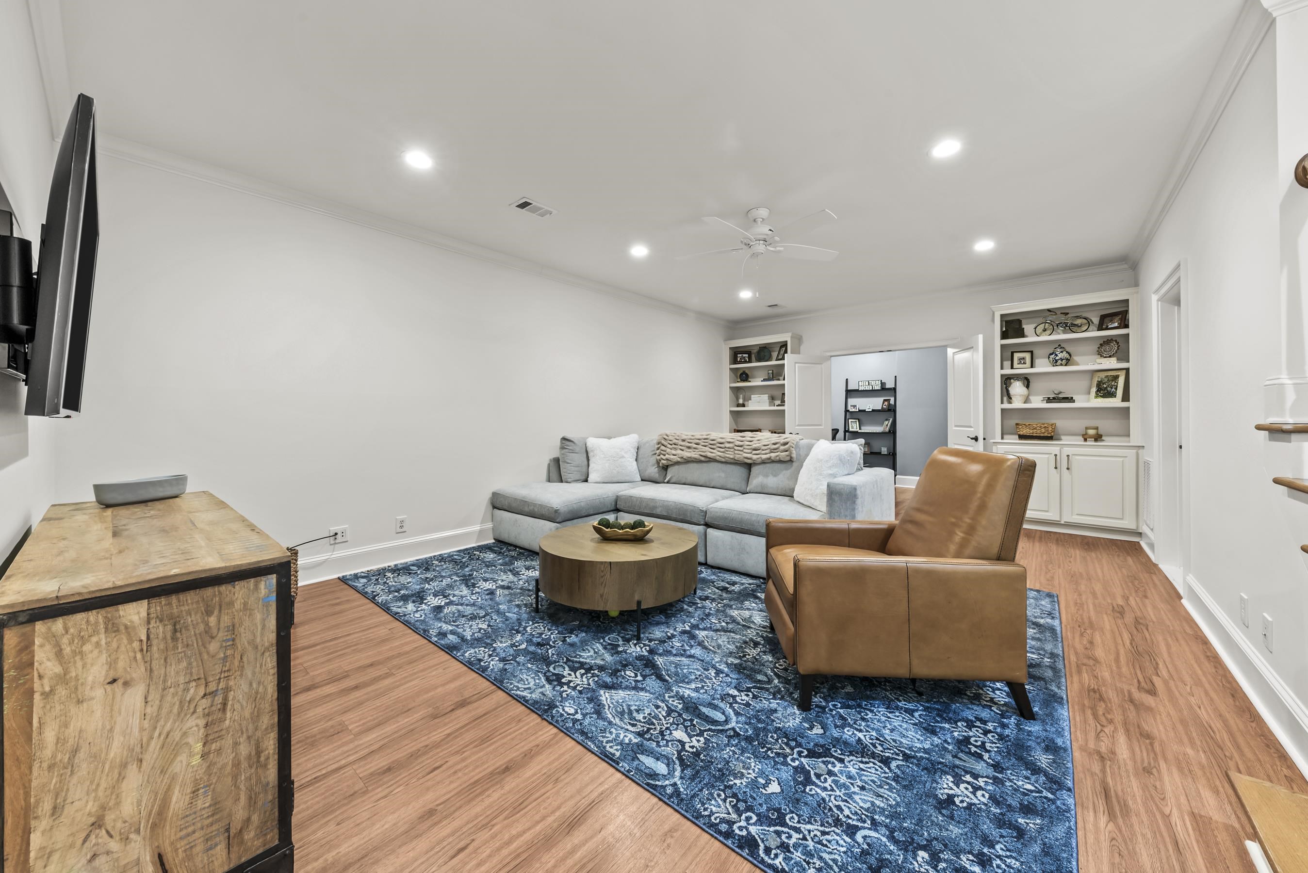 1101 LOCKETS TRAIL