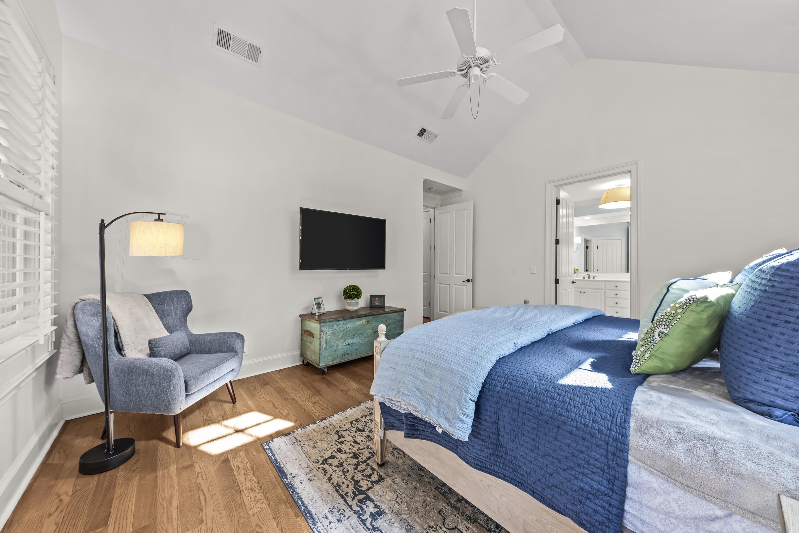 1101 LOCKETS TRAIL