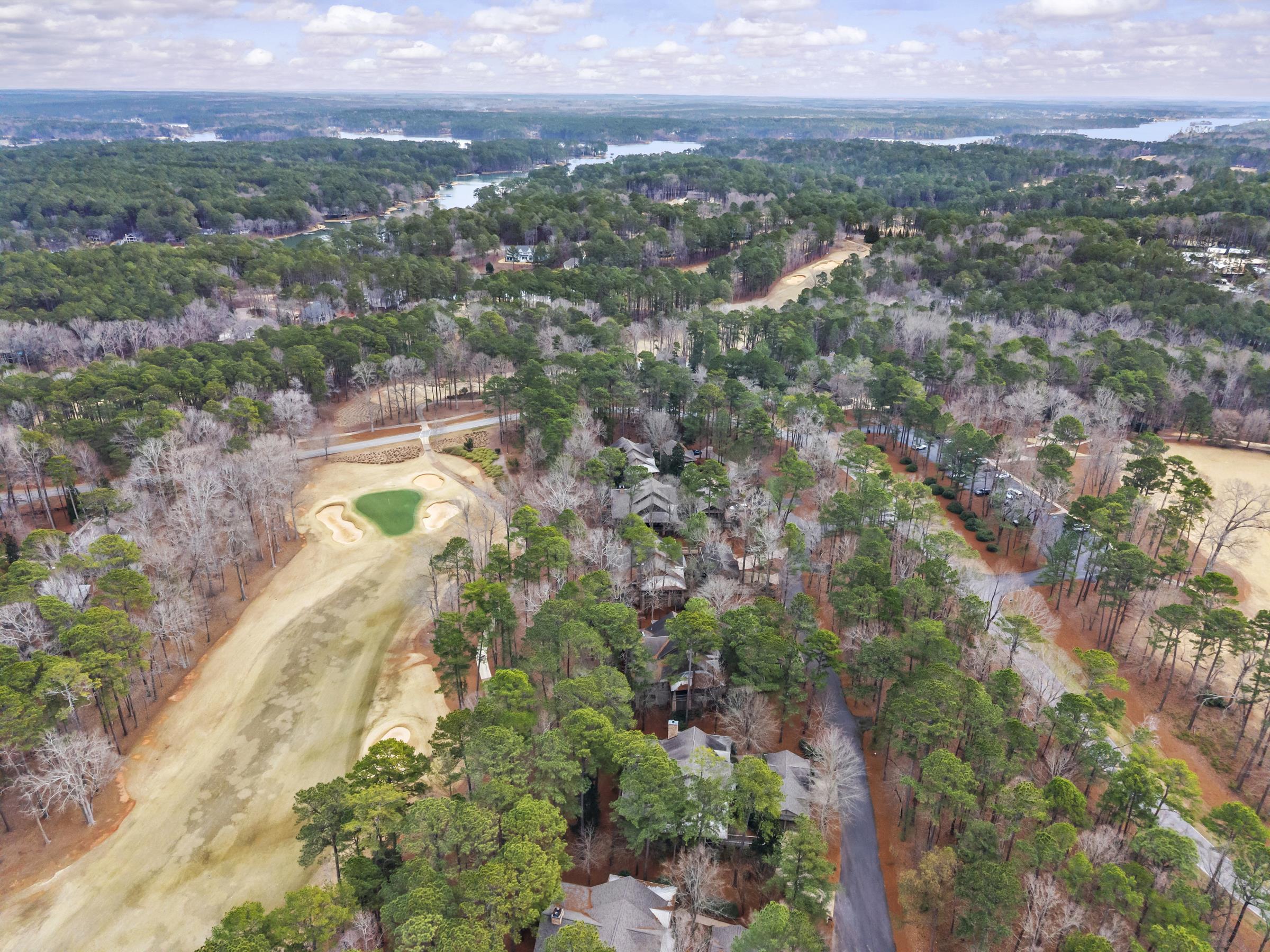 1101 LOCKETS TRAIL