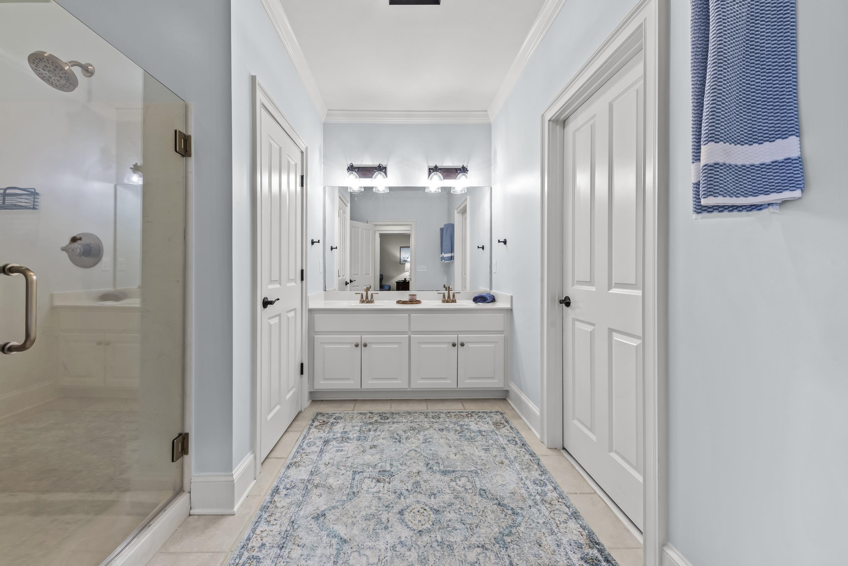 1101 LOCKETS TRAIL