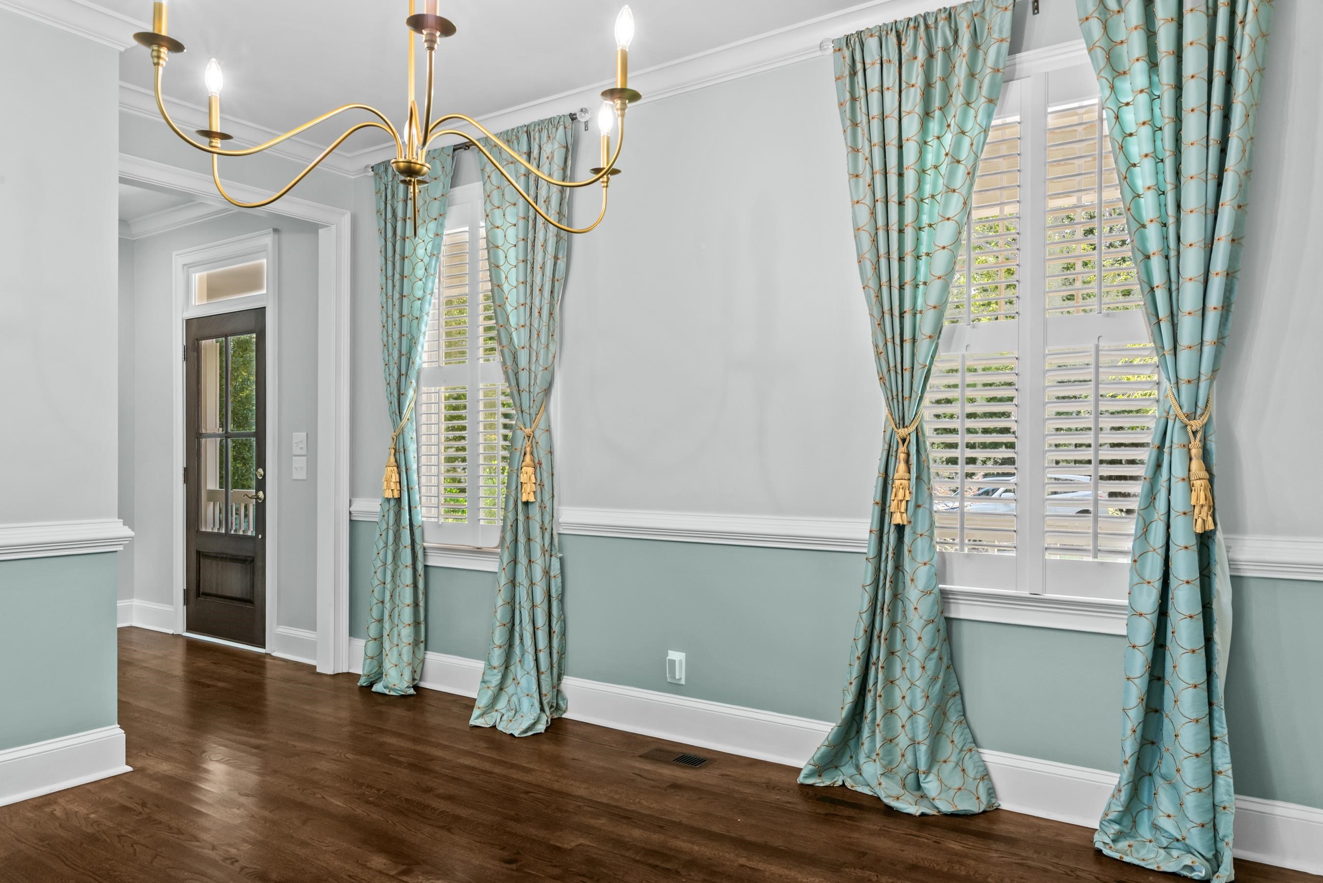 112 PORTERFIELD DRIVE