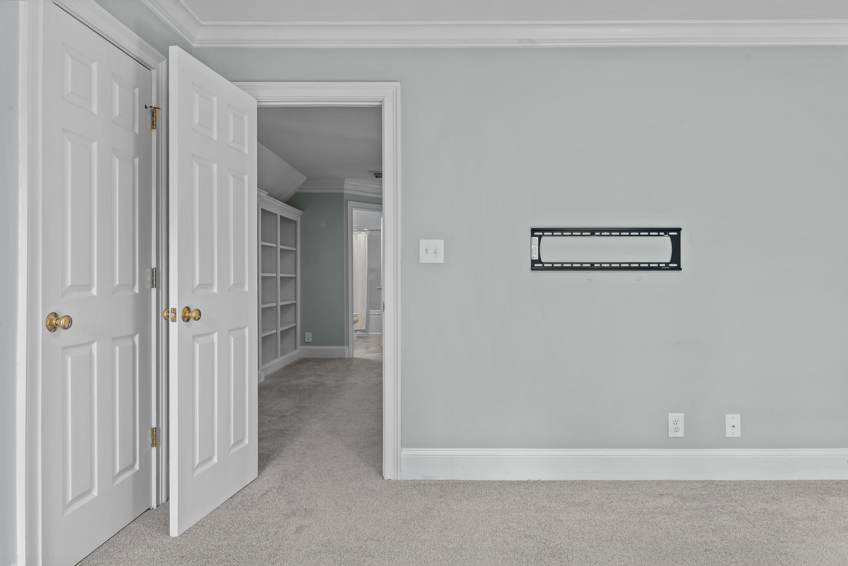 112 PORTERFIELD DRIVE