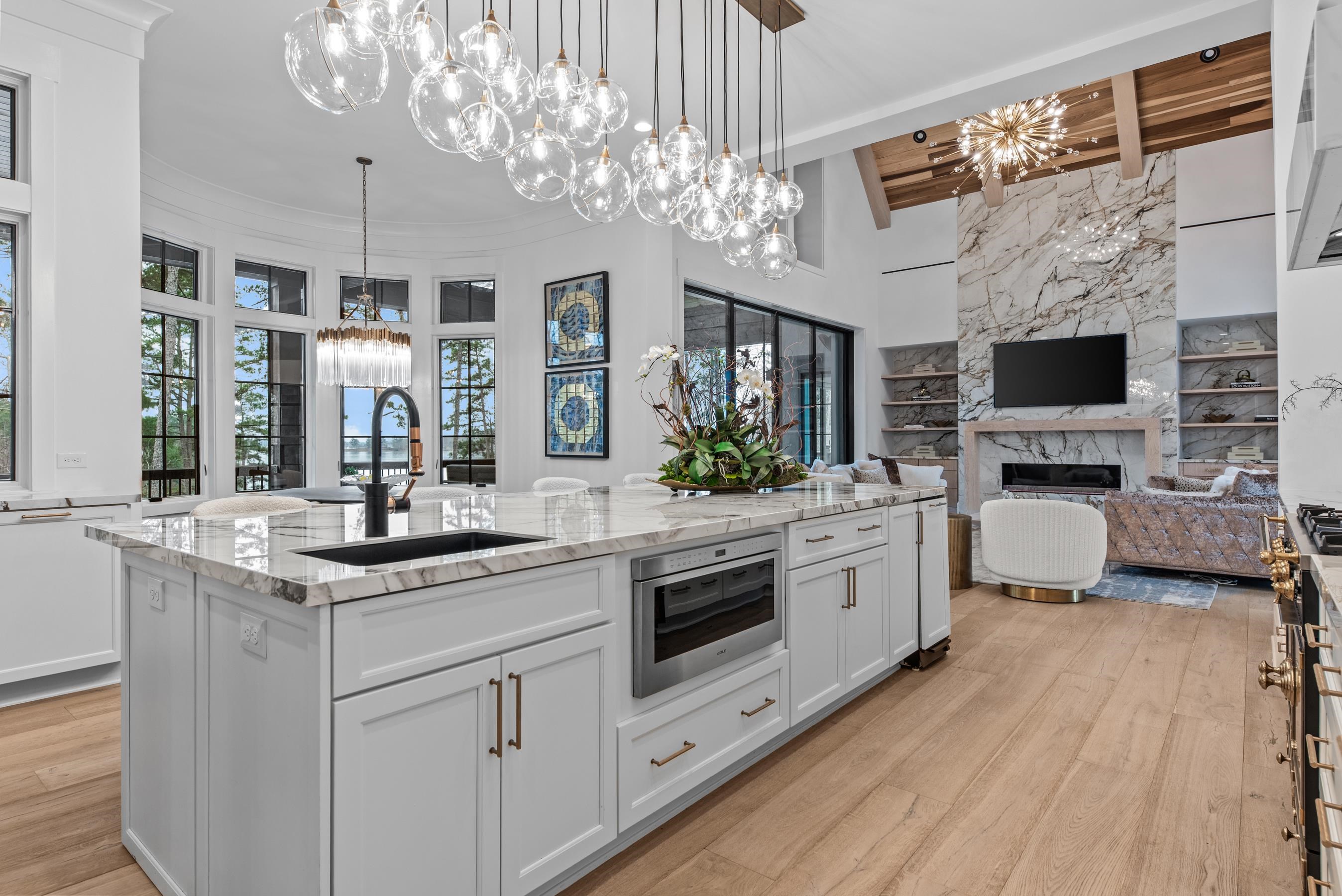 1180 BROADPOINT DRIVE