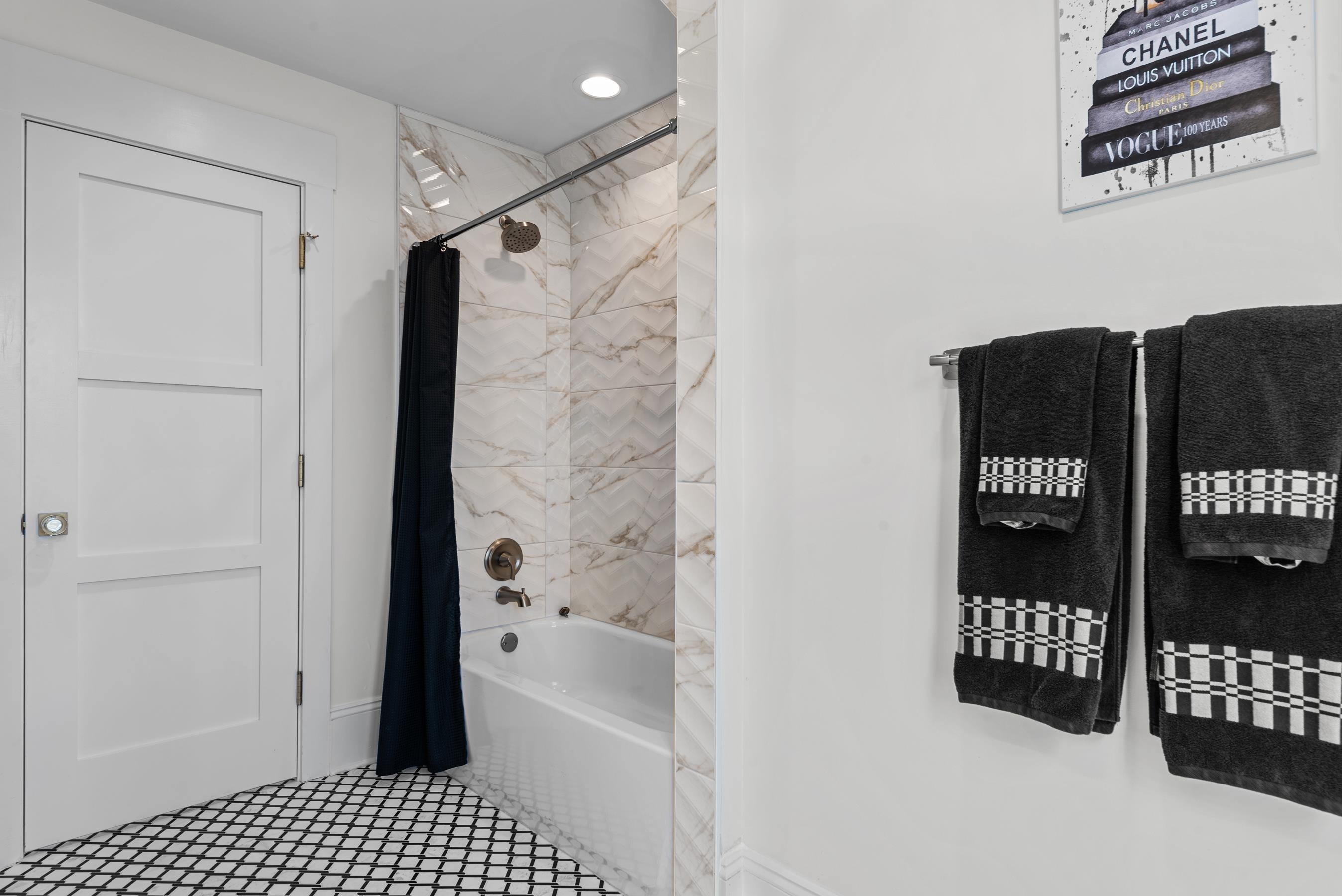 1180 BROADPOINT DRIVE