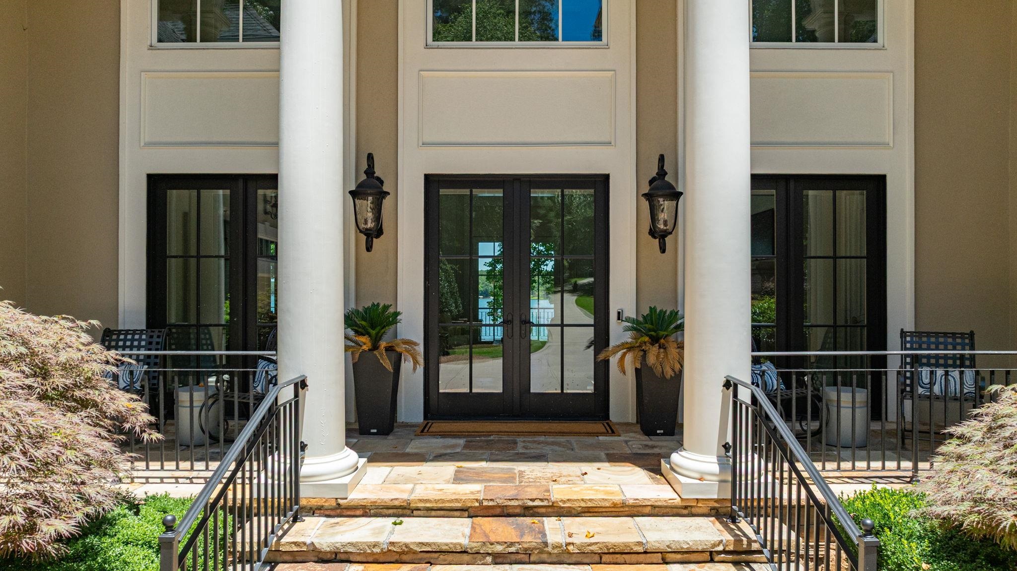 1070 PROSPERITY POINTE