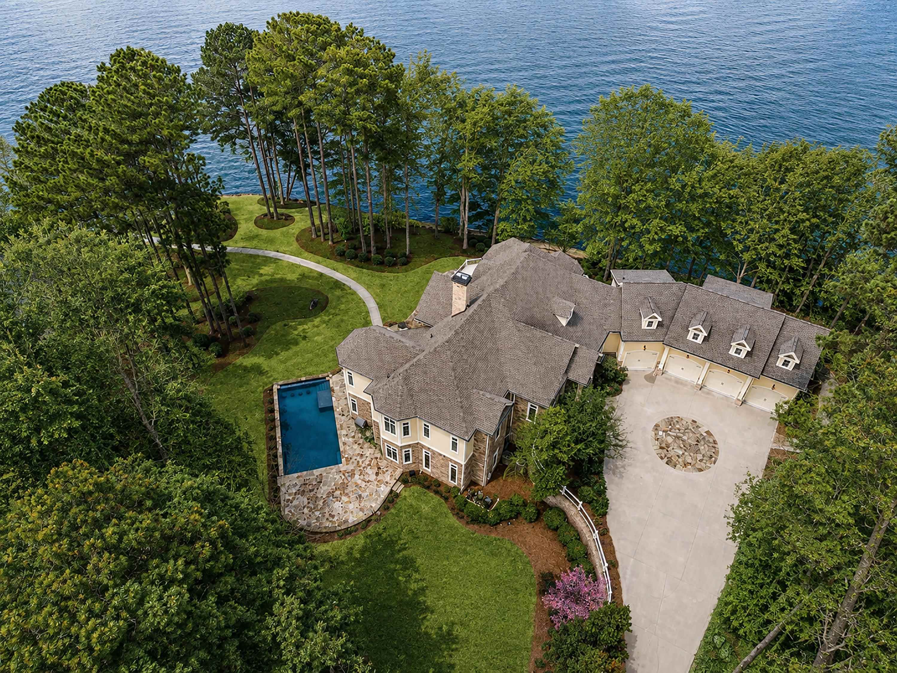 1080 PROSPERITY POINTE
