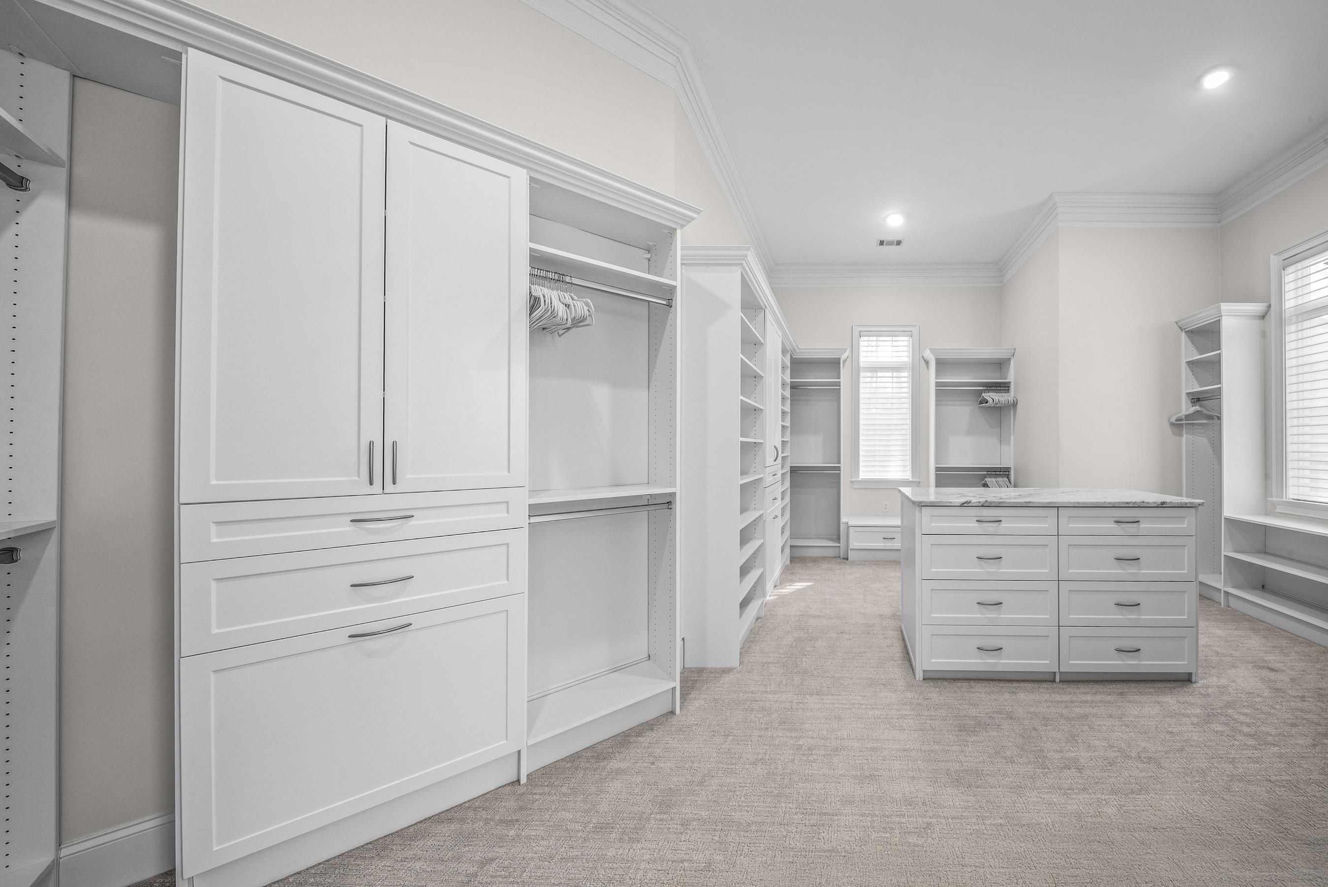 1080 PROSPERITY POINTE