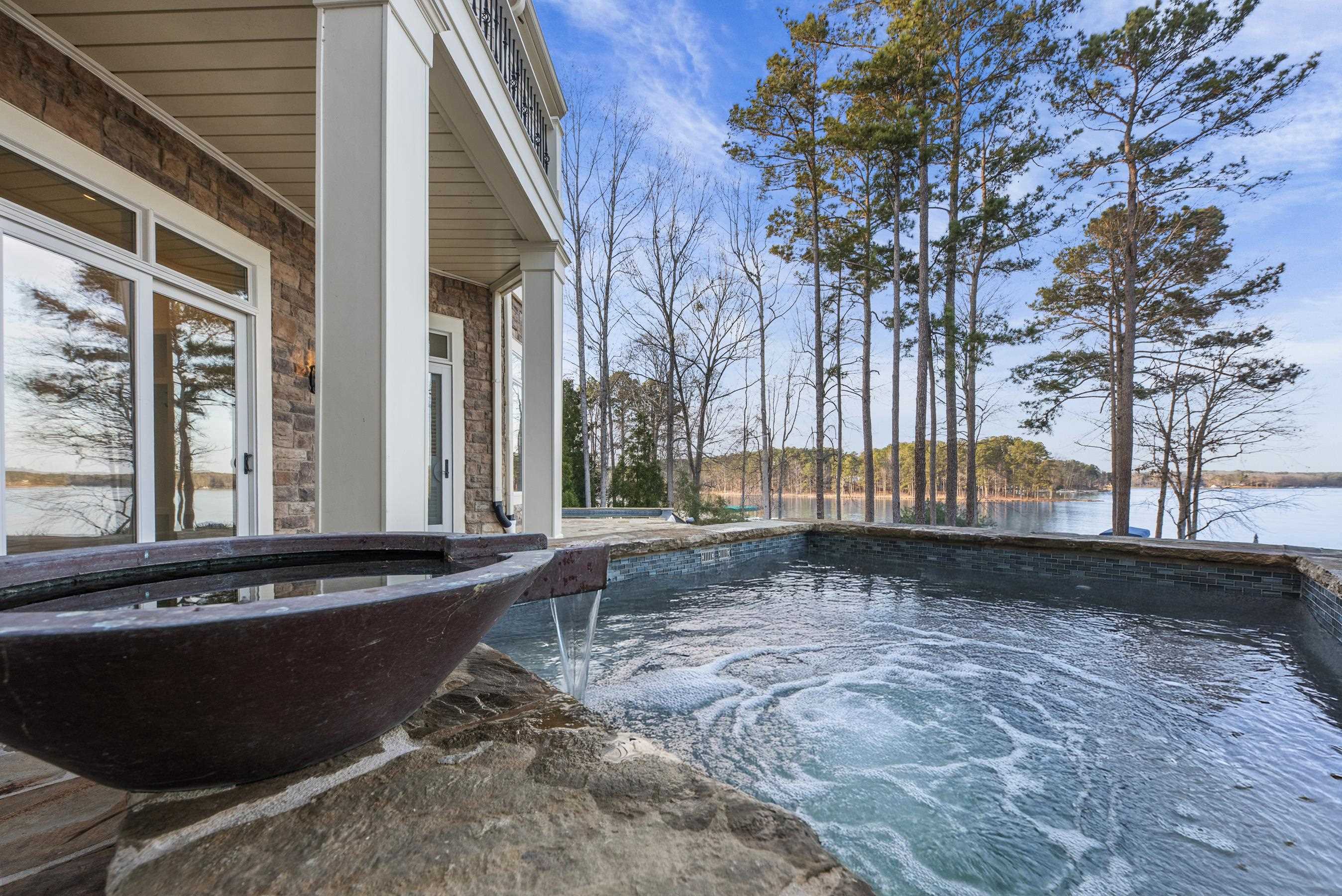 1080 PROSPERITY POINTE