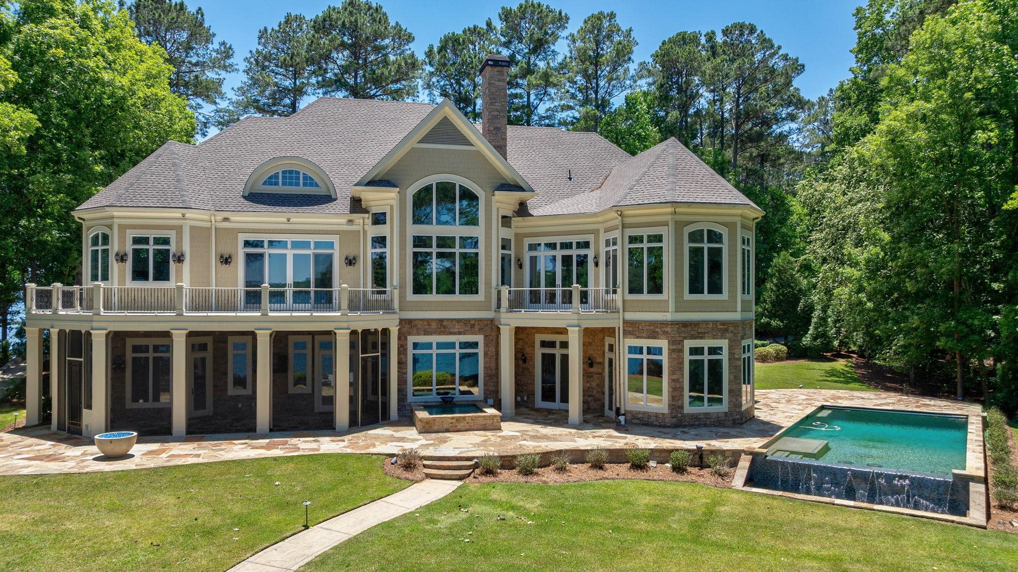1080 PROSPERITY POINTE