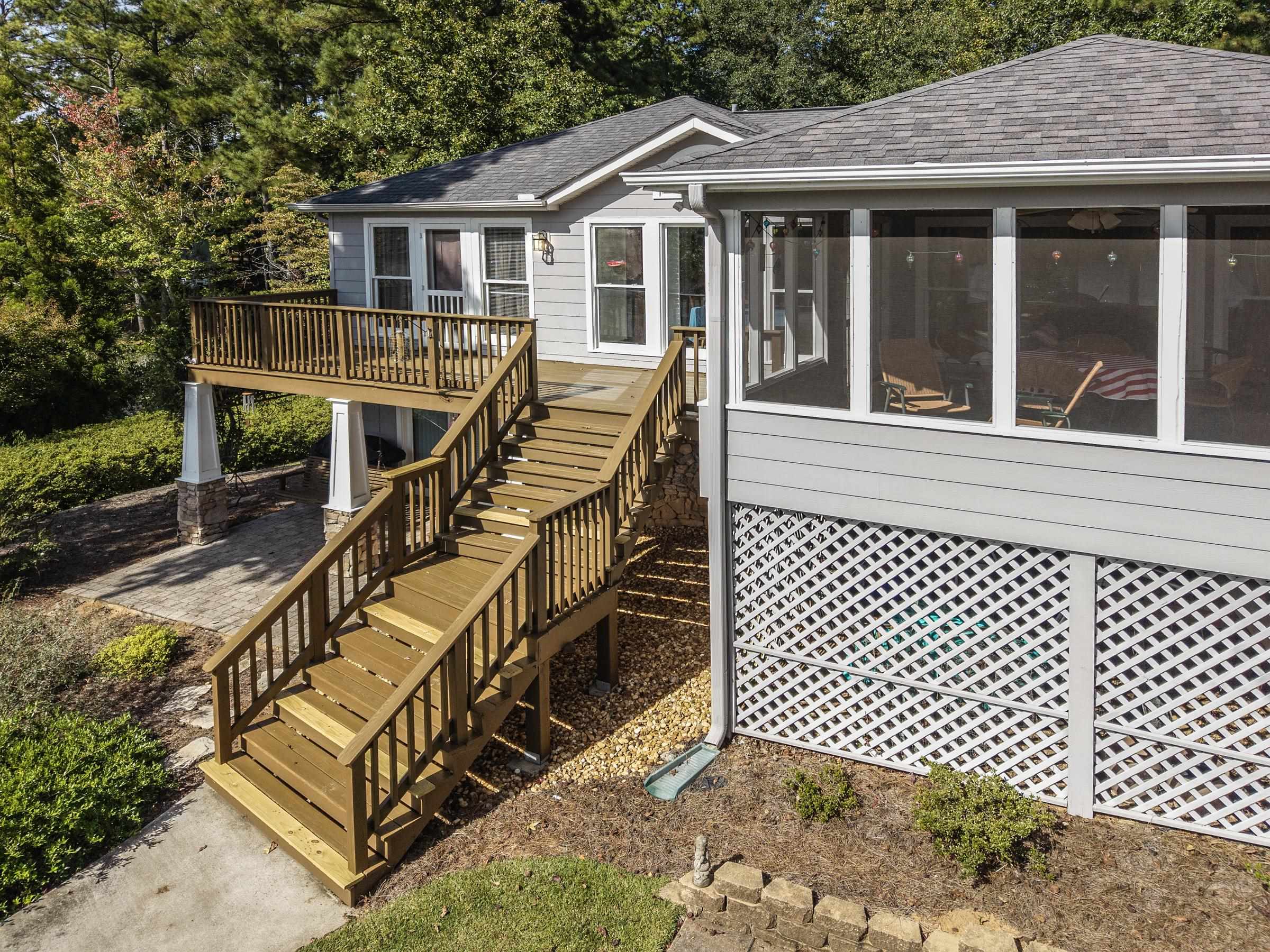 120 ROCK ISLAND LANE