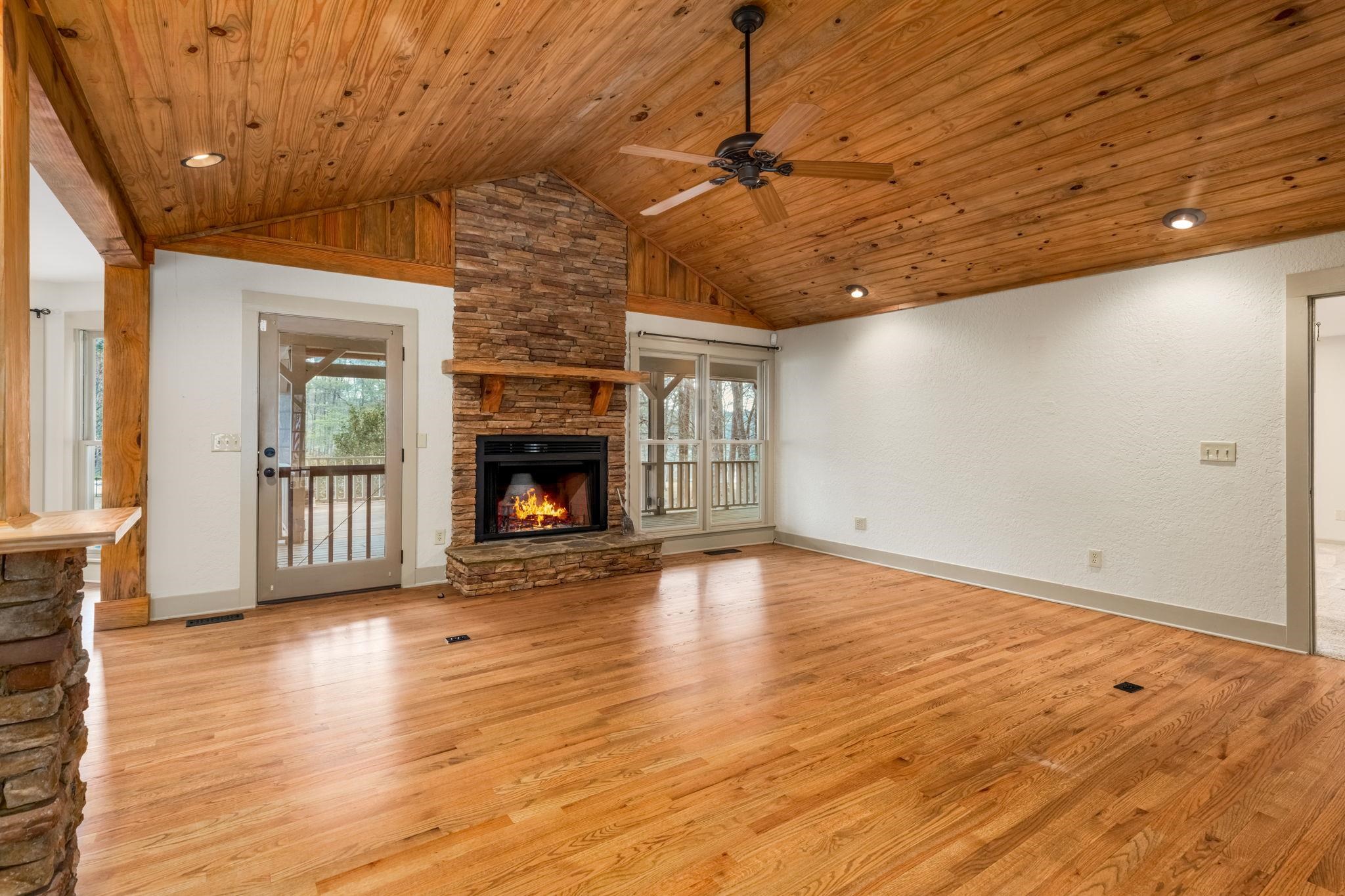 1641 BENNETT SPRINGS DRIVE