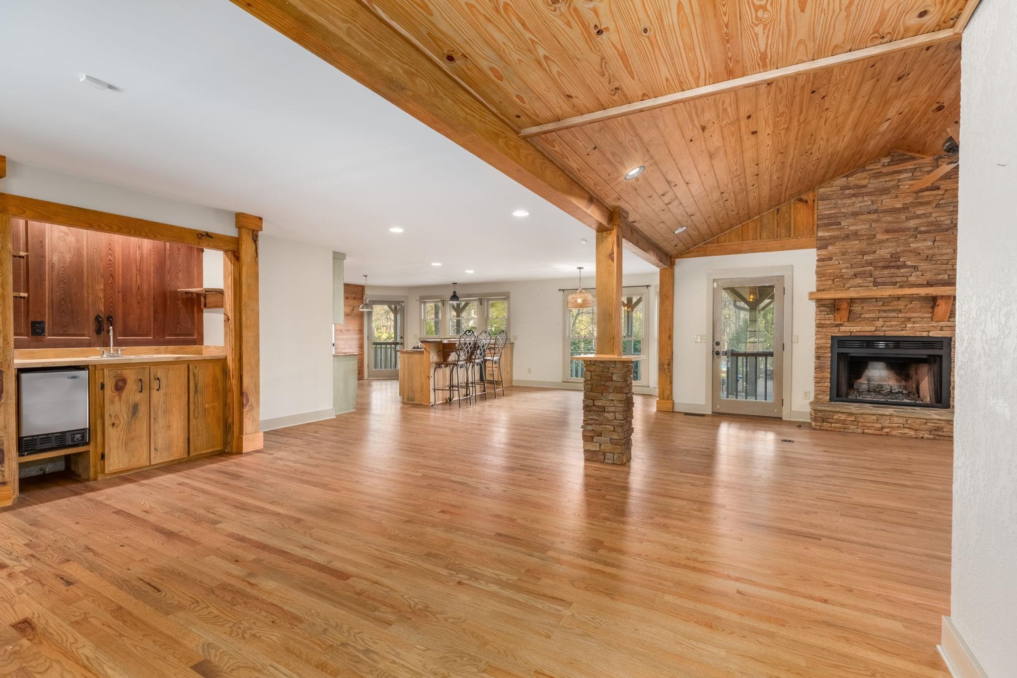 1641 BENNETT SPRINGS DRIVE