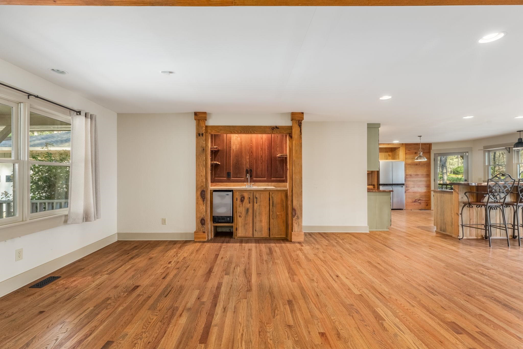 1641 BENNETT SPRINGS DRIVE