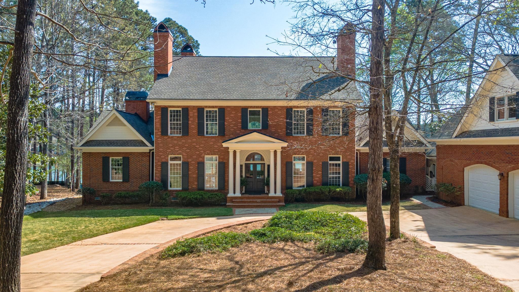 1040 SCOTT LOOP