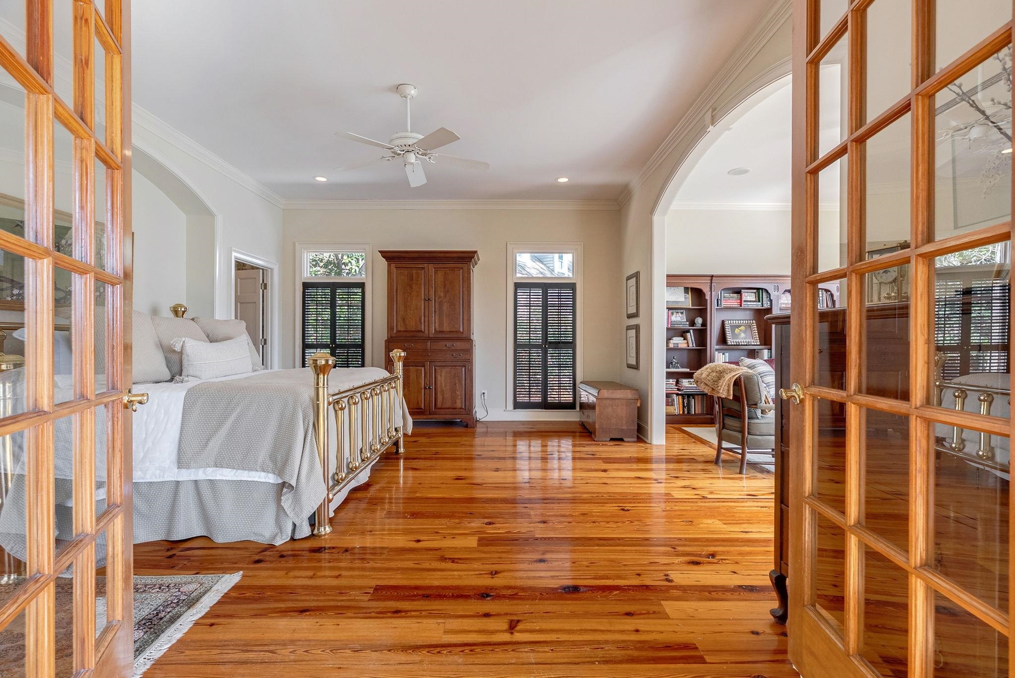 1040 SCOTT LOOP