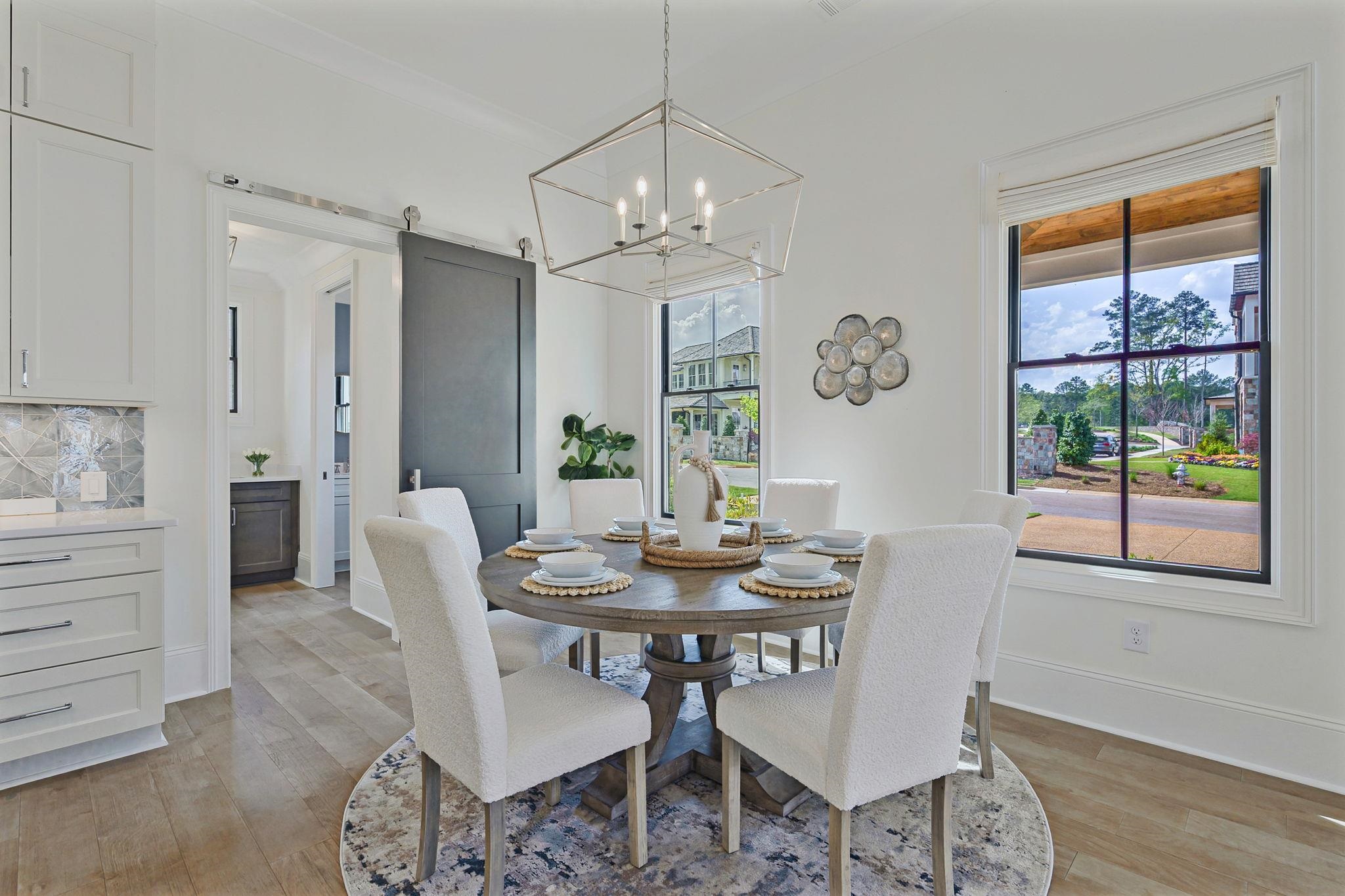 1091 LONGVIEW COMMONS