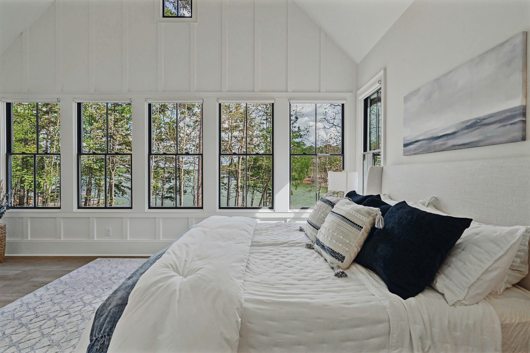 1091 LONGVIEW COMMONS