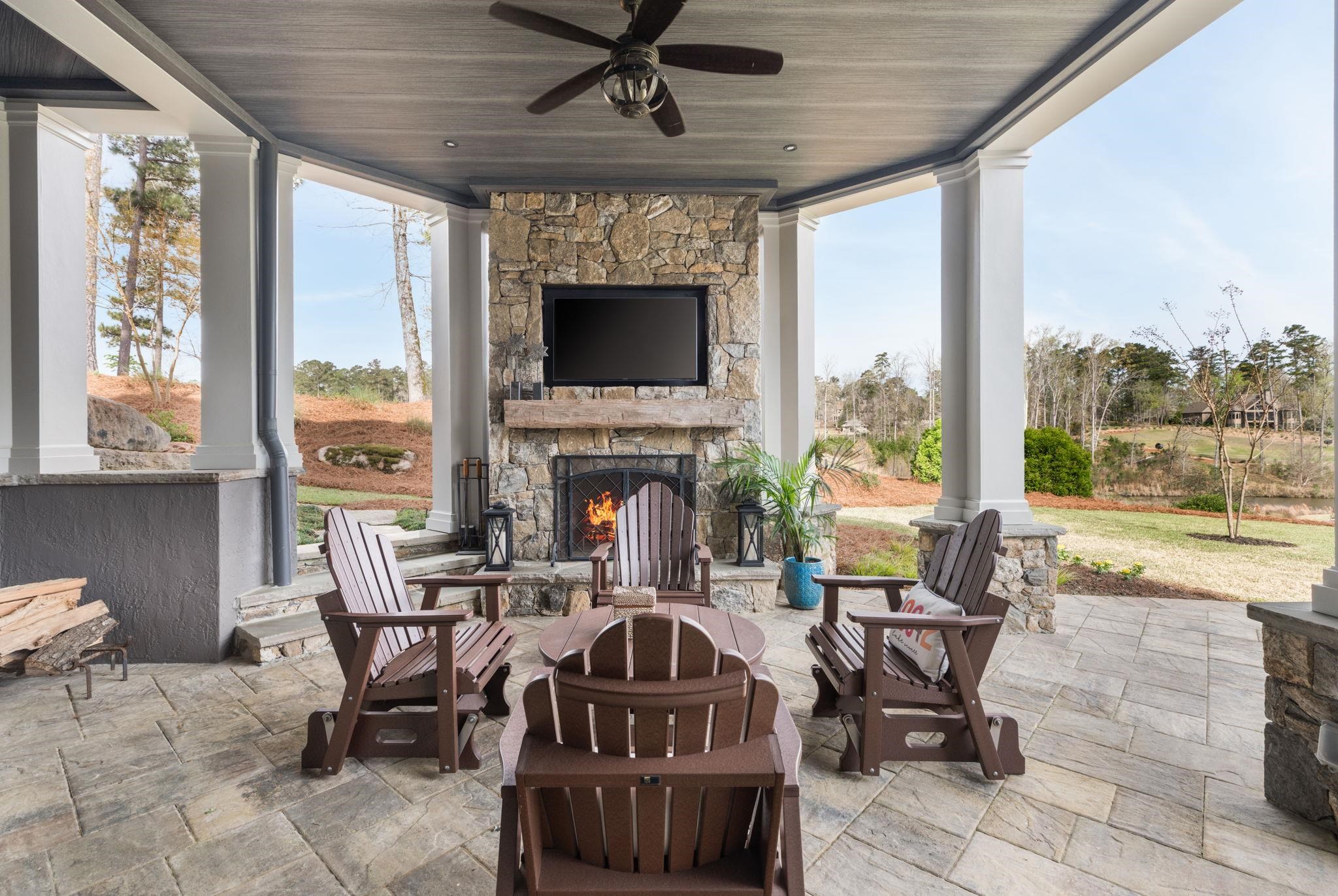 1240 ROSE CREEK