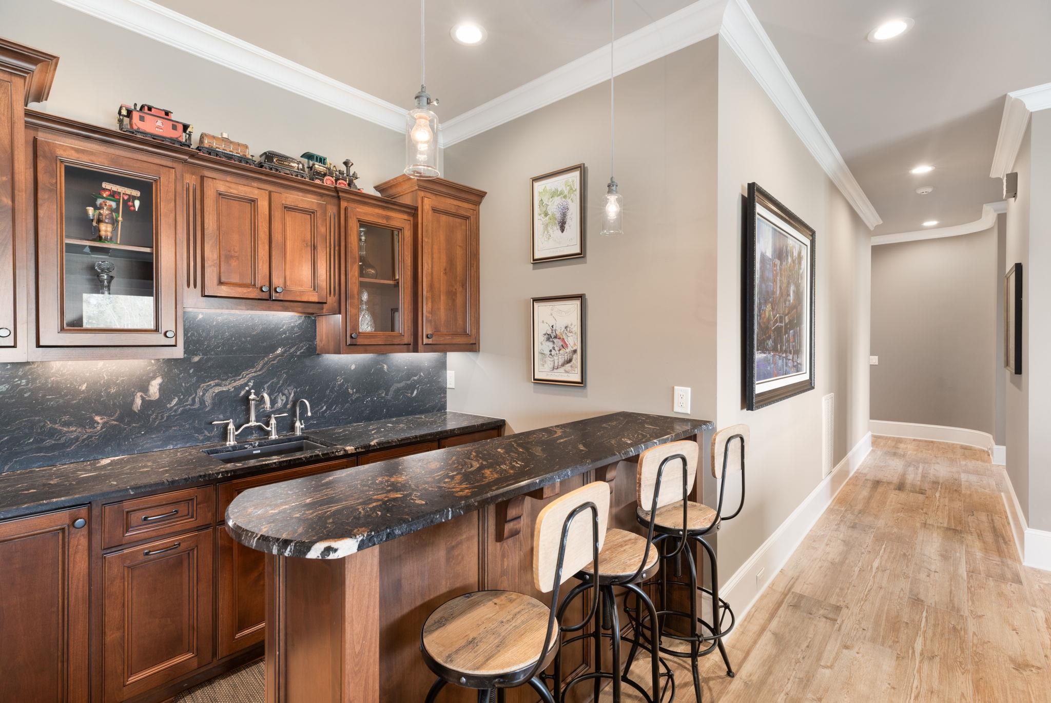 1240 ROSE CREEK
