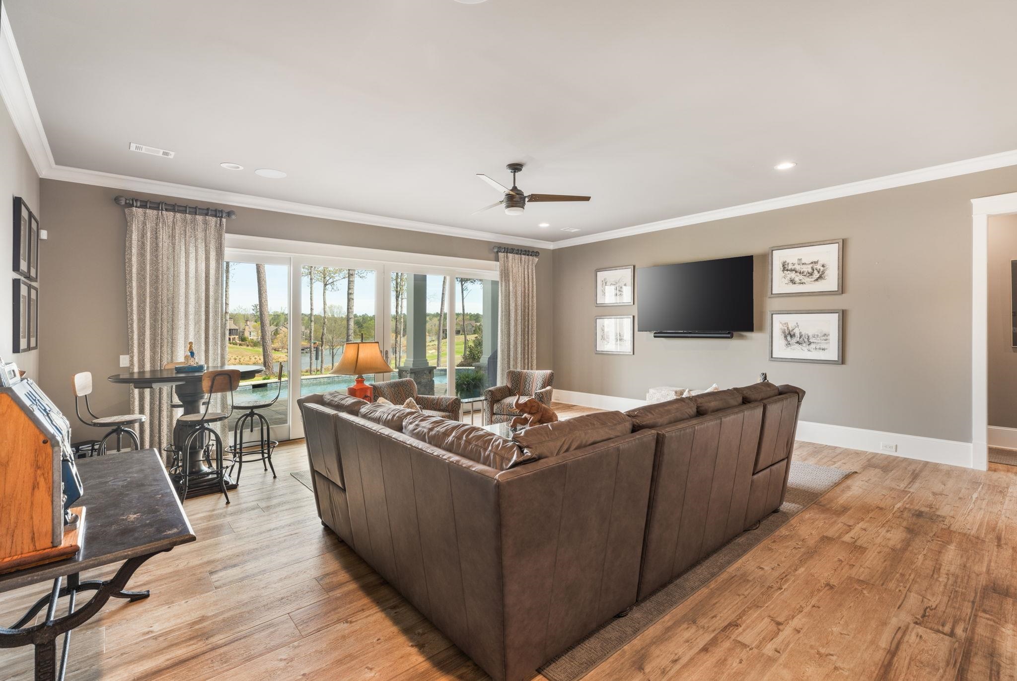 1240 ROSE CREEK