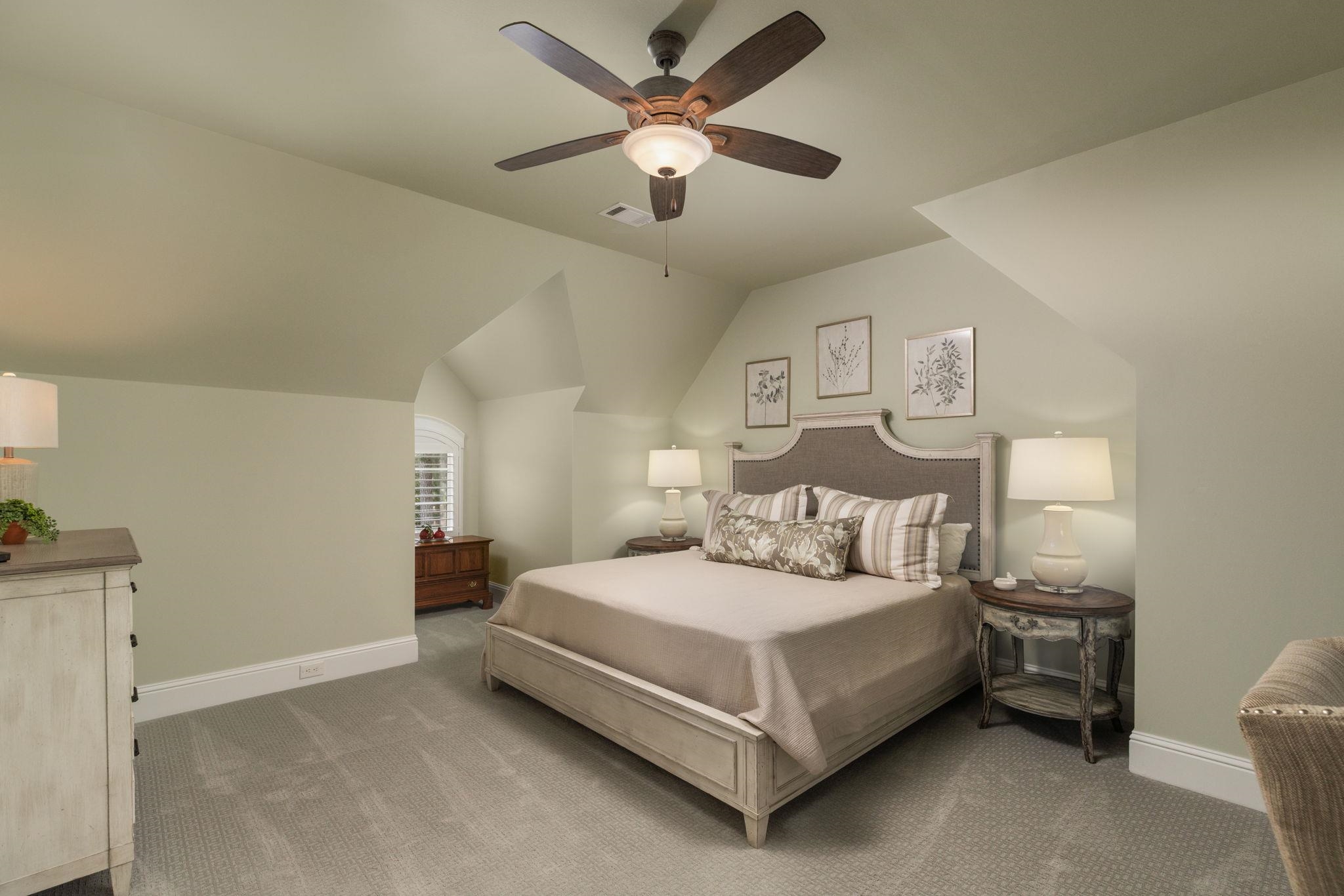 1240 ROSE CREEK
