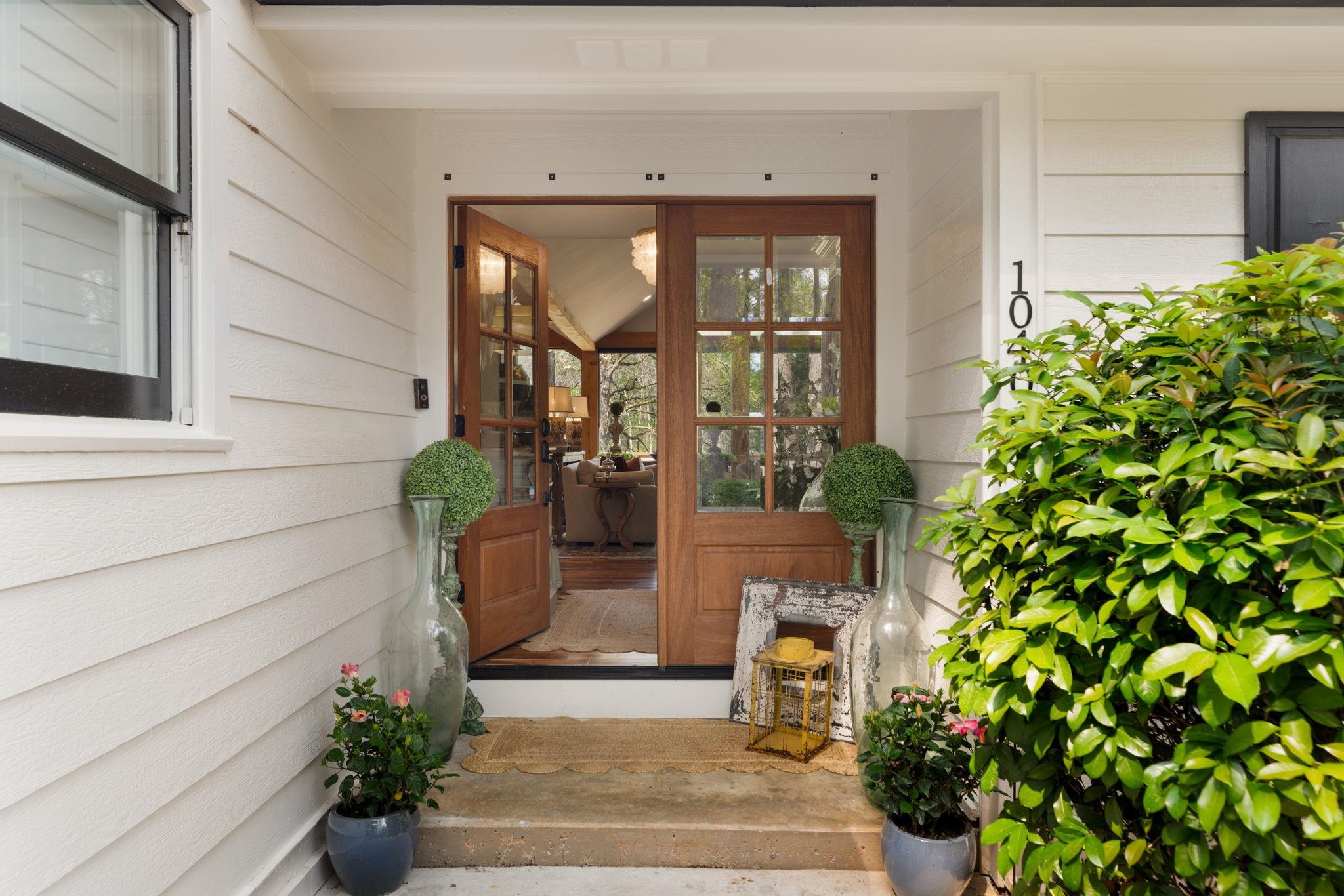 1040 SPYGLASS HILL