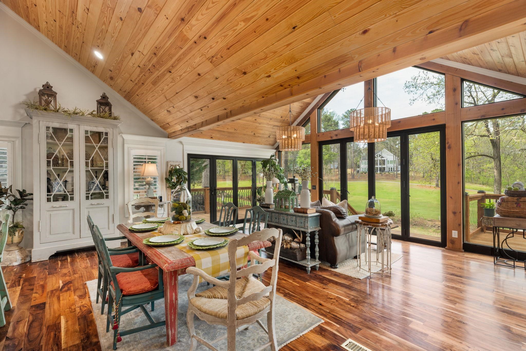 1040 SPYGLASS HILL