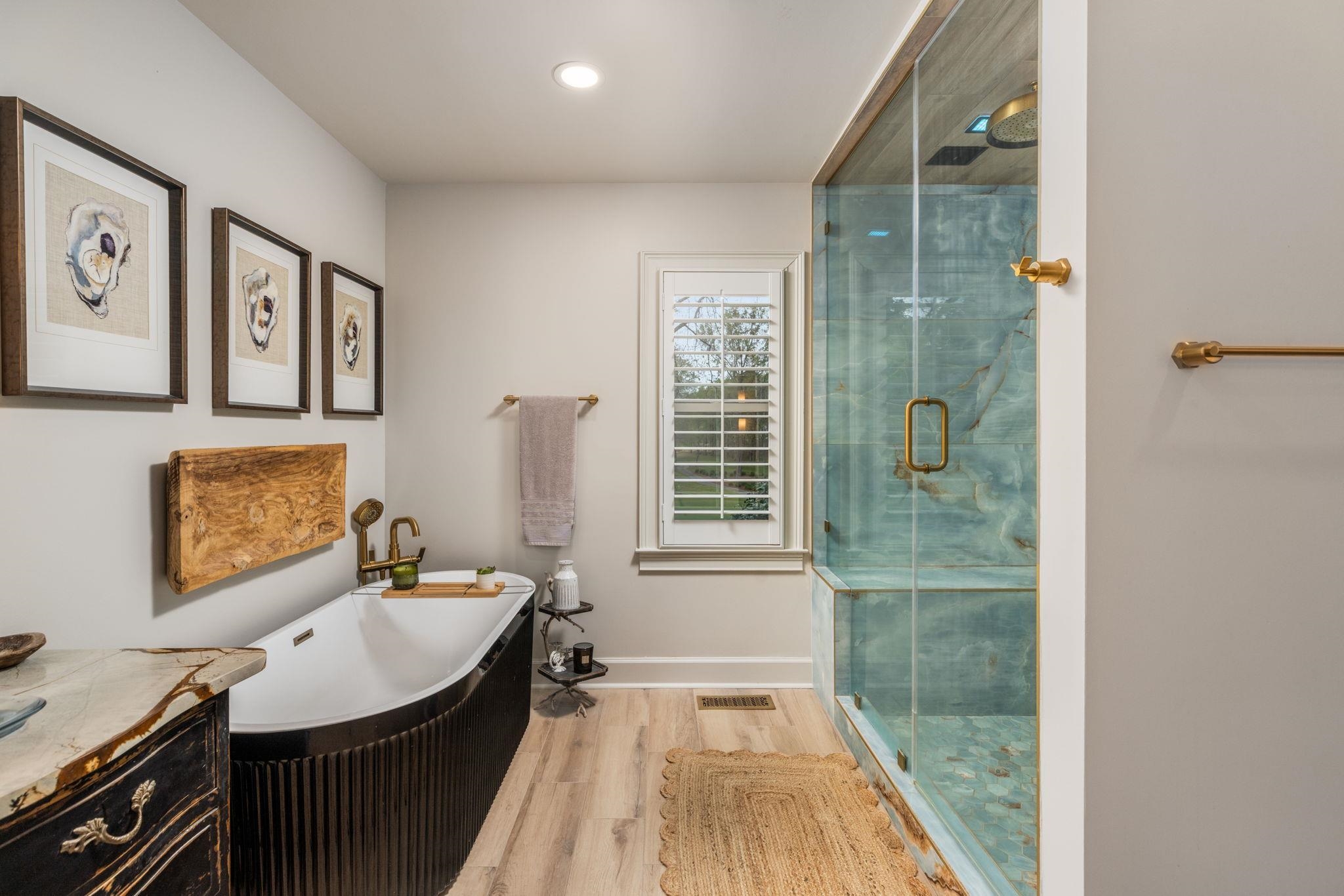 1040 SPYGLASS HILL