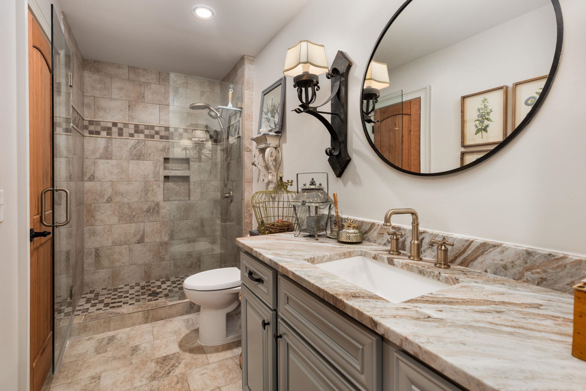 1040 SPYGLASS HILL