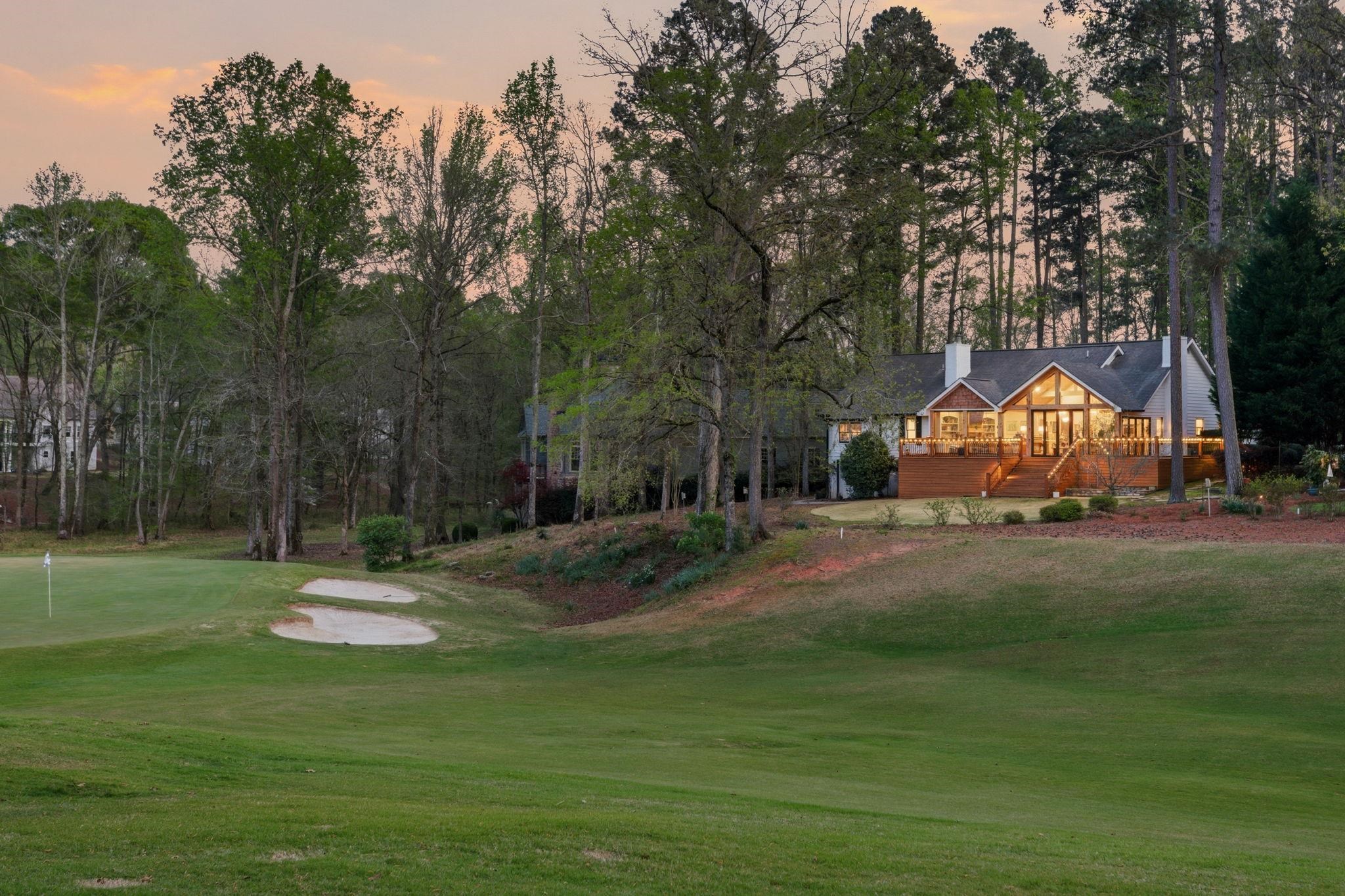 1040 SPYGLASS HILL